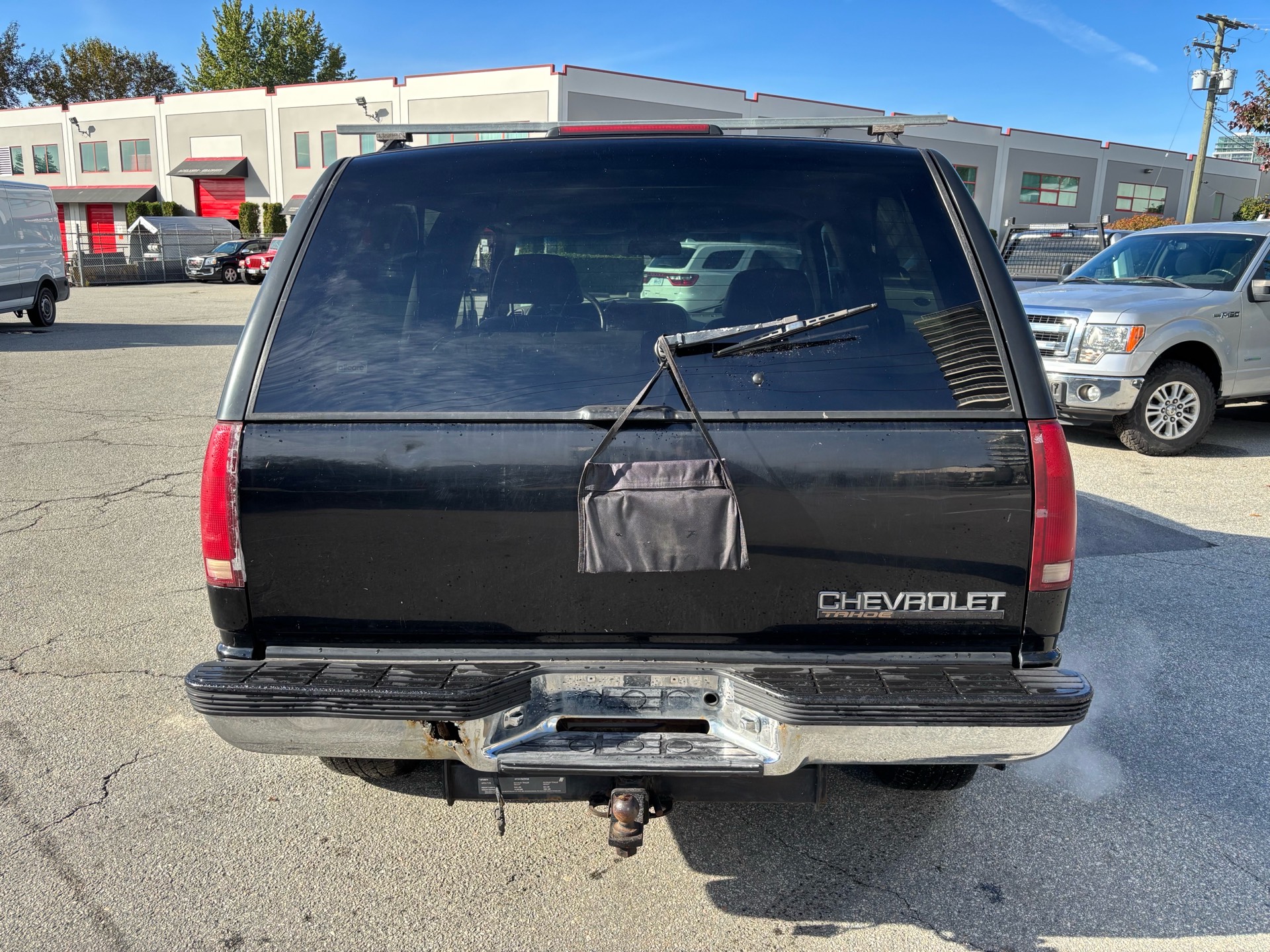 /canwestautoinc/1996-Chevrolet-Tahoe-6892000628024826.jpg