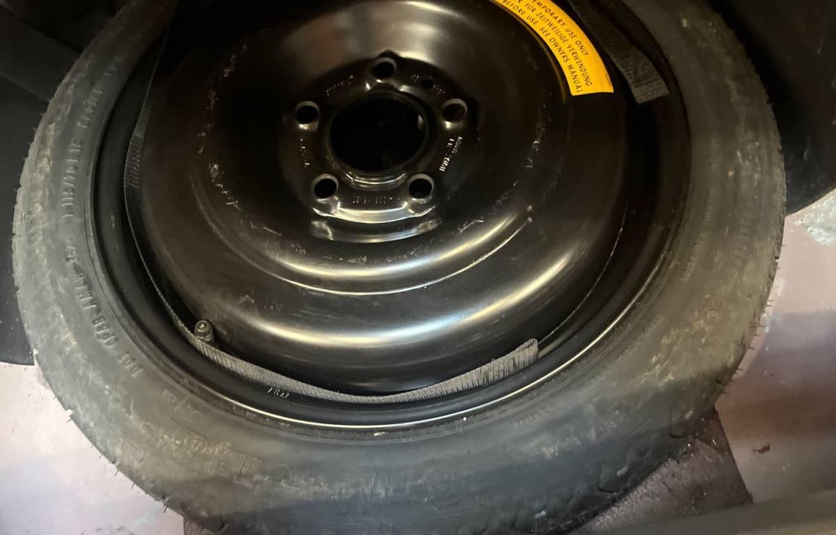 /canwestautoinc/1998-Volvo-S70Series-18977085286530282.jpg