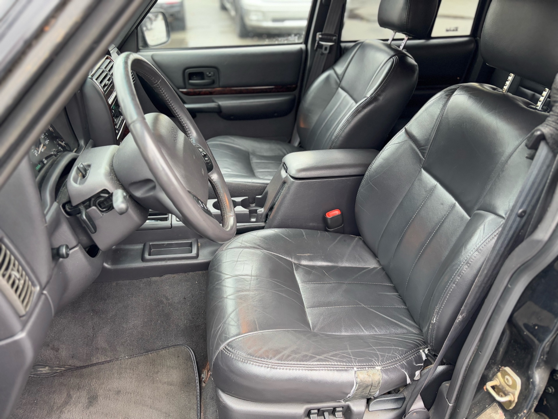 /canwestautoinc/1999-Jeep-Cherokee-23392941410811008.jpg