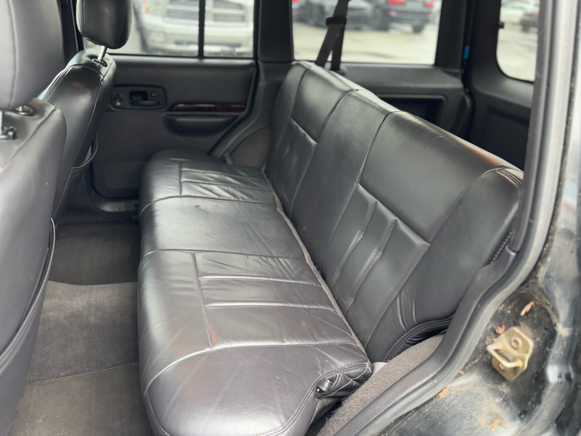 /canwestautoinc/1999-Jeep-Cherokee-6904021019793882.jpg