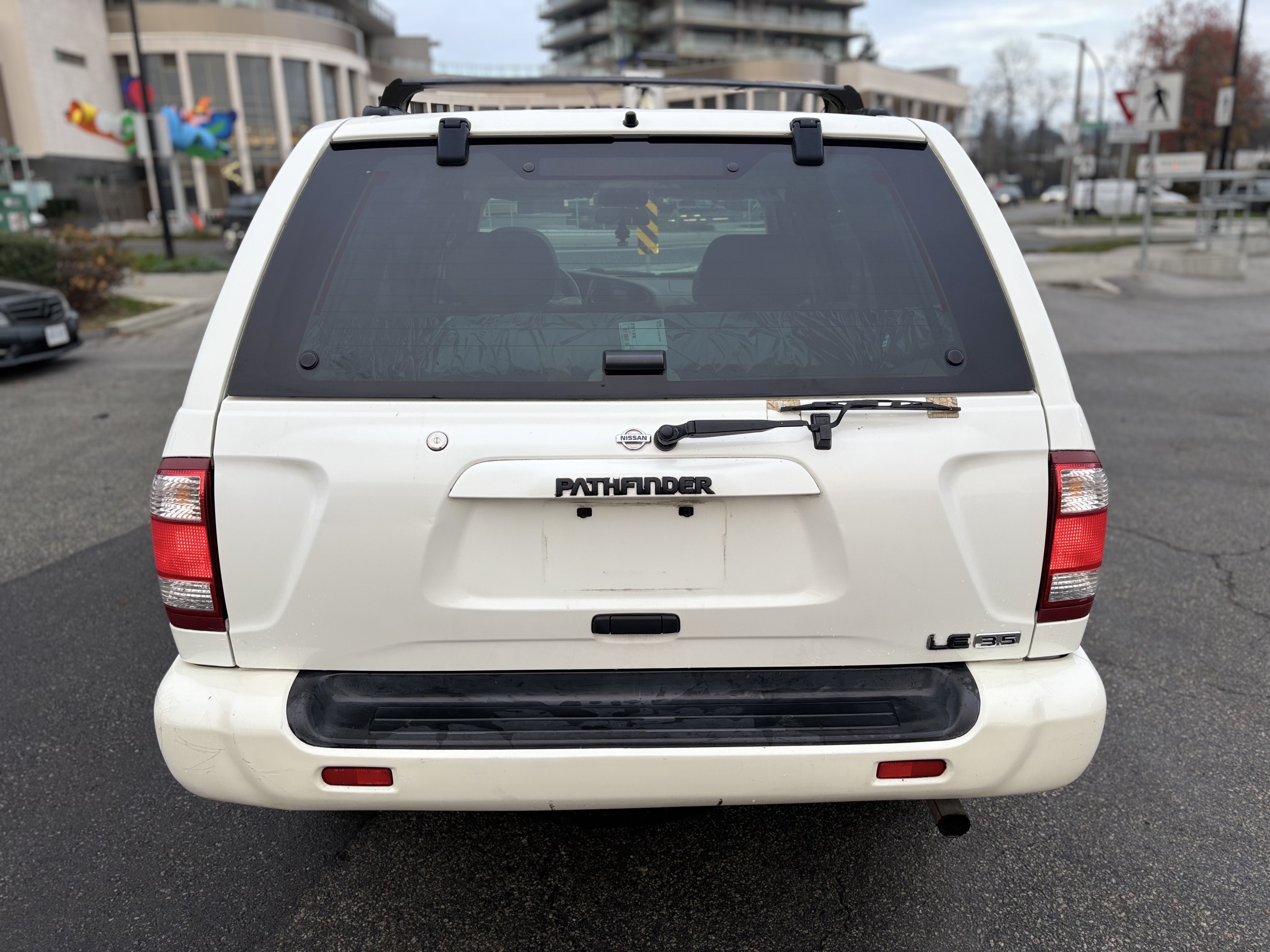 /canwestautoinc/2001-Nissan-Pathfinder-056415581756863675.jpg