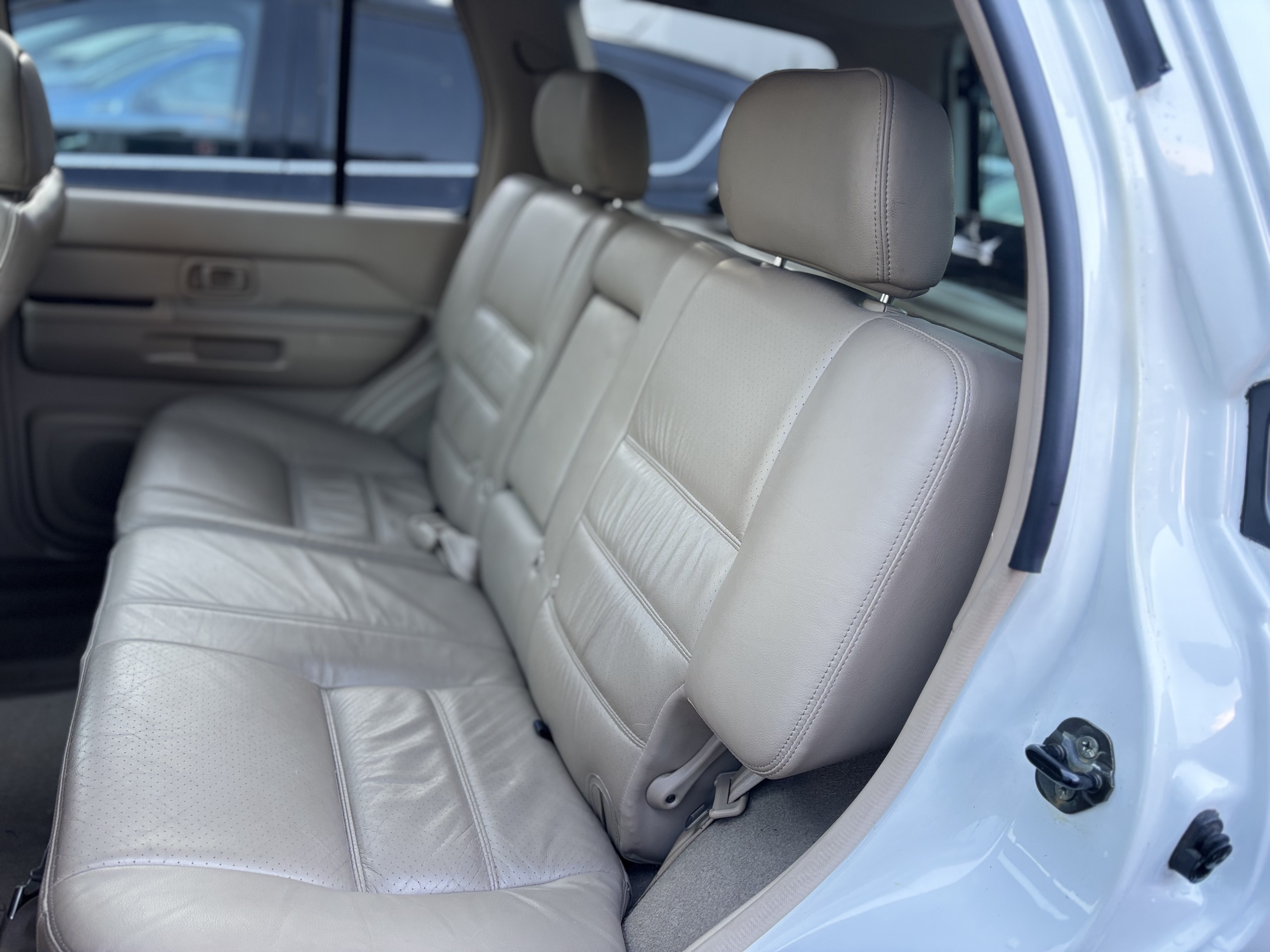 /canwestautoinc/2001-Nissan-Pathfinder-7292695677674843.jpg