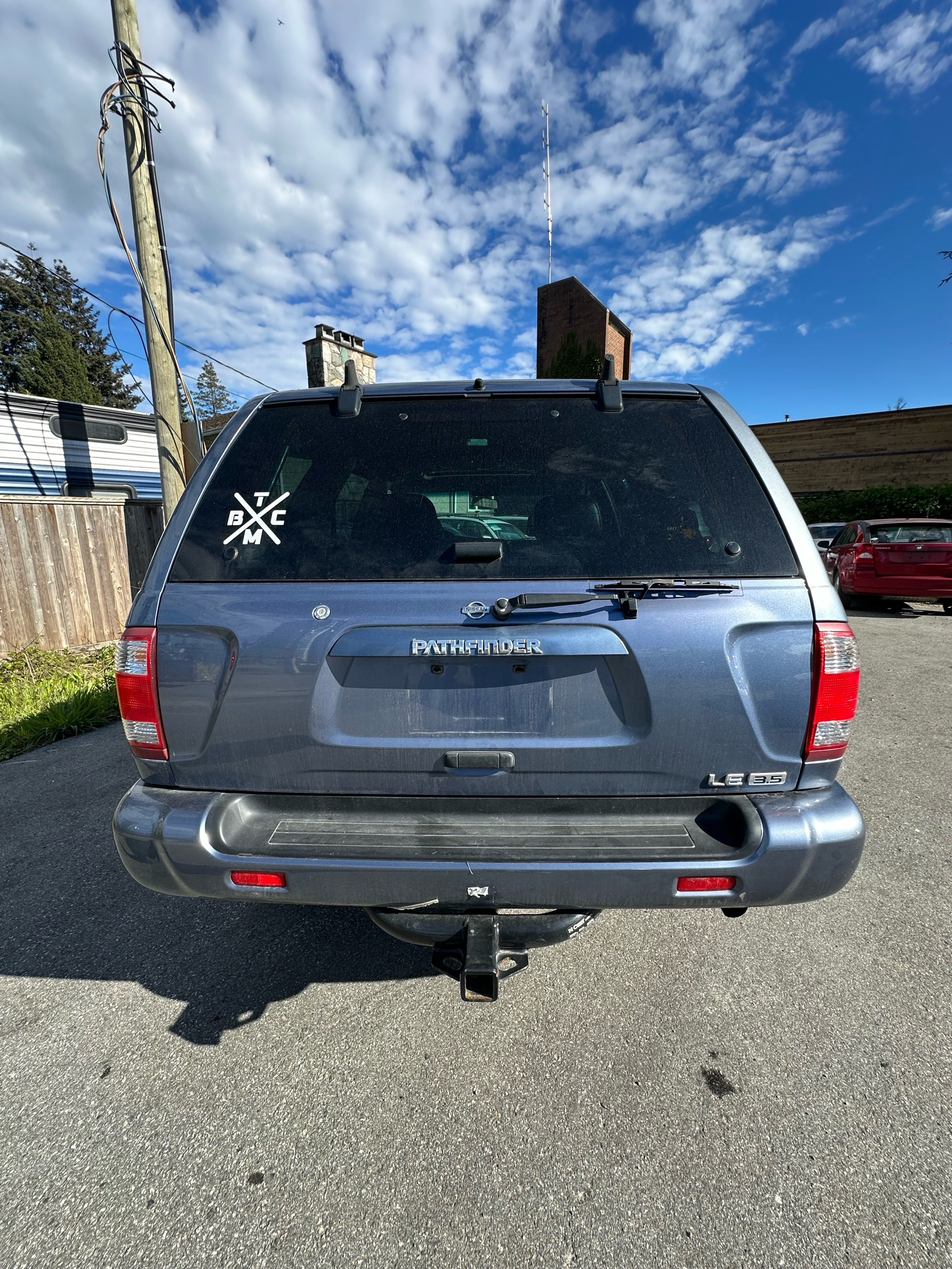 /canwestautoinc/2001-Nissan-Pathfinder-9738952812075046.jpg