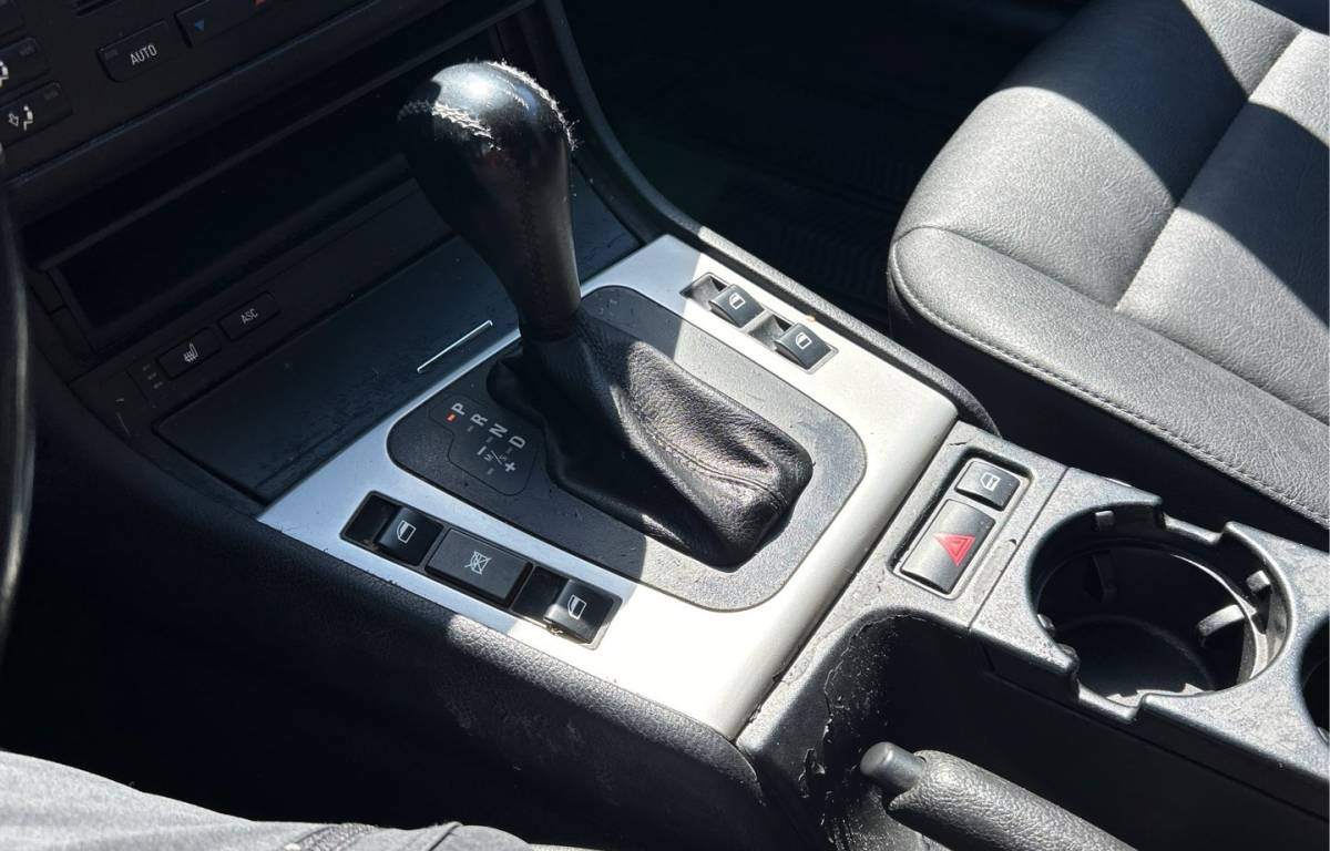 /canwestautoinc/2002-BMW-3Series-47171677200980344.jpg