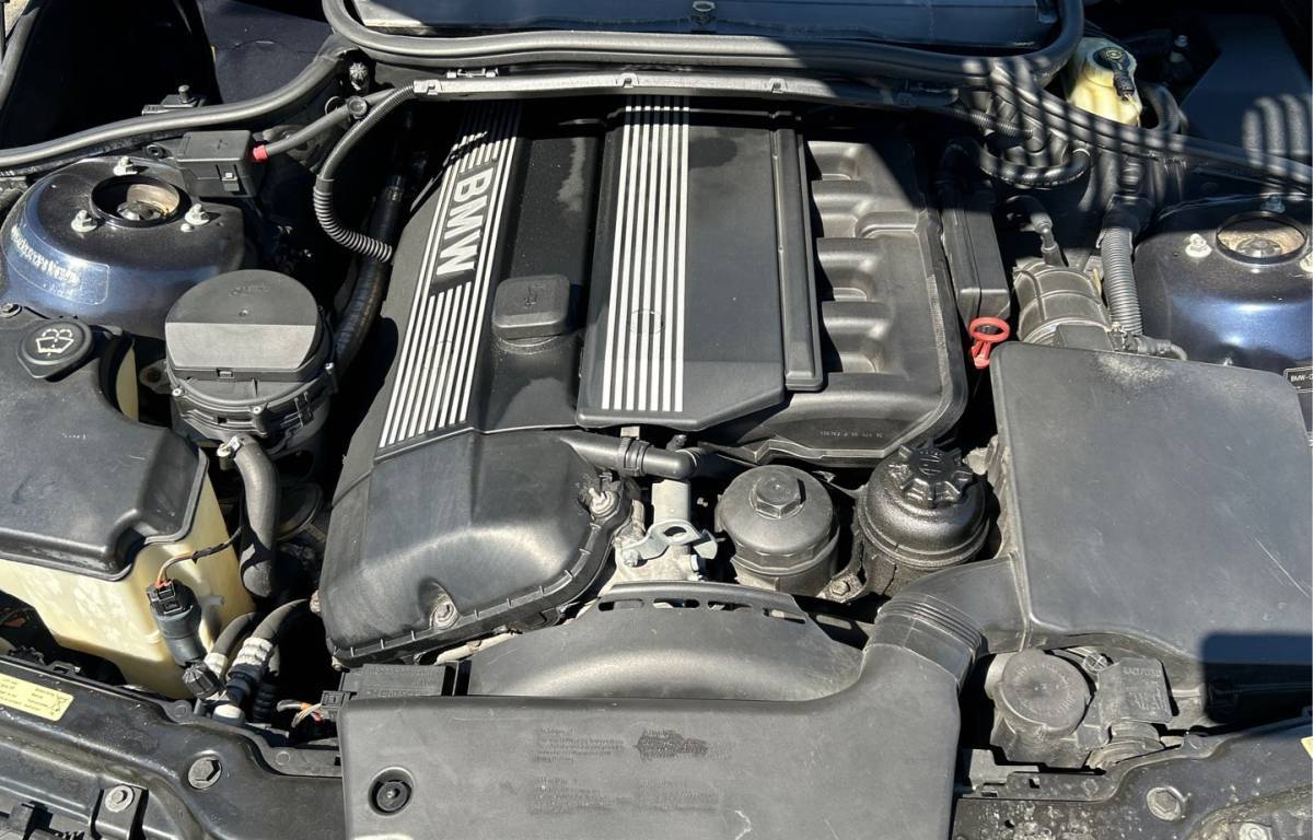 /canwestautoinc/2002-BMW-3Series-5517773583795247.jpg