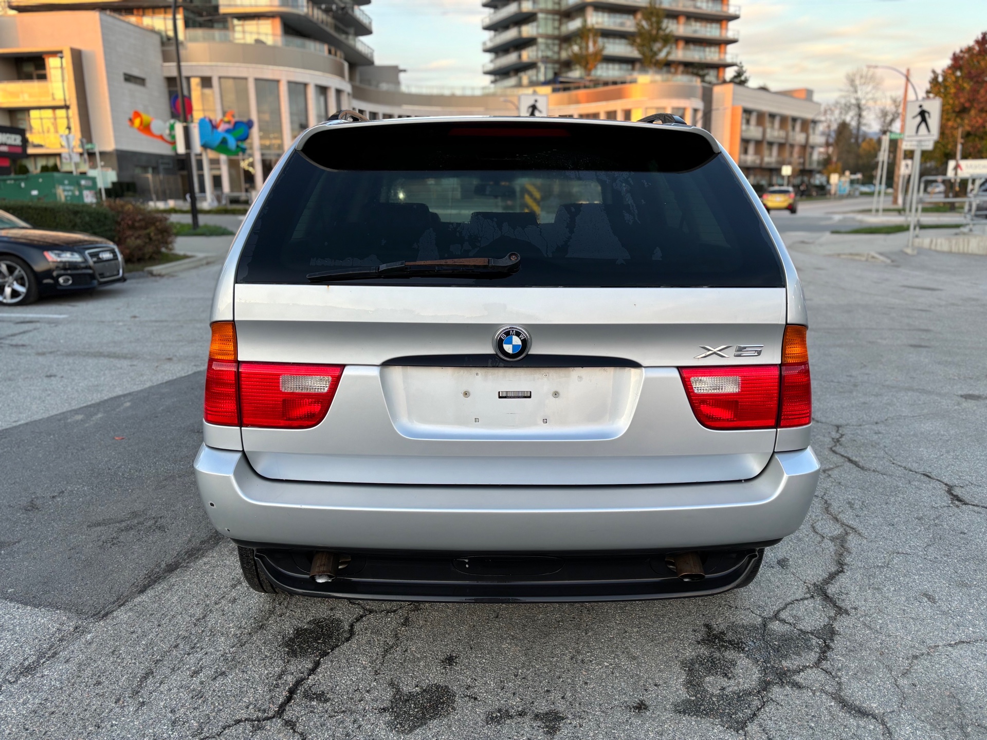 /canwestautoinc/2002-BMW-X5Series-14270942793544972.jpg
