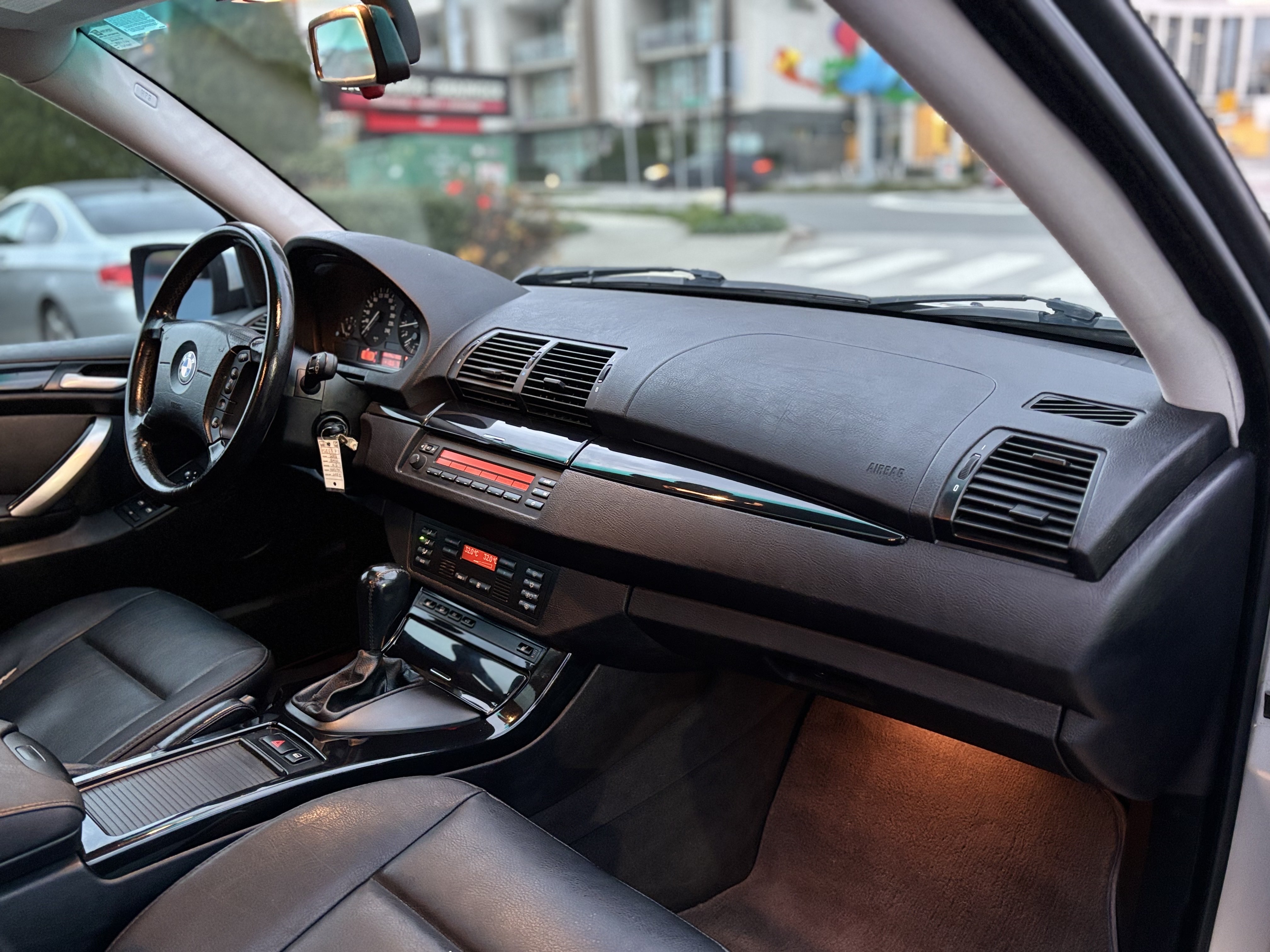 /canwestautoinc/2002-BMW-X5Series-4901026755234137.jpg