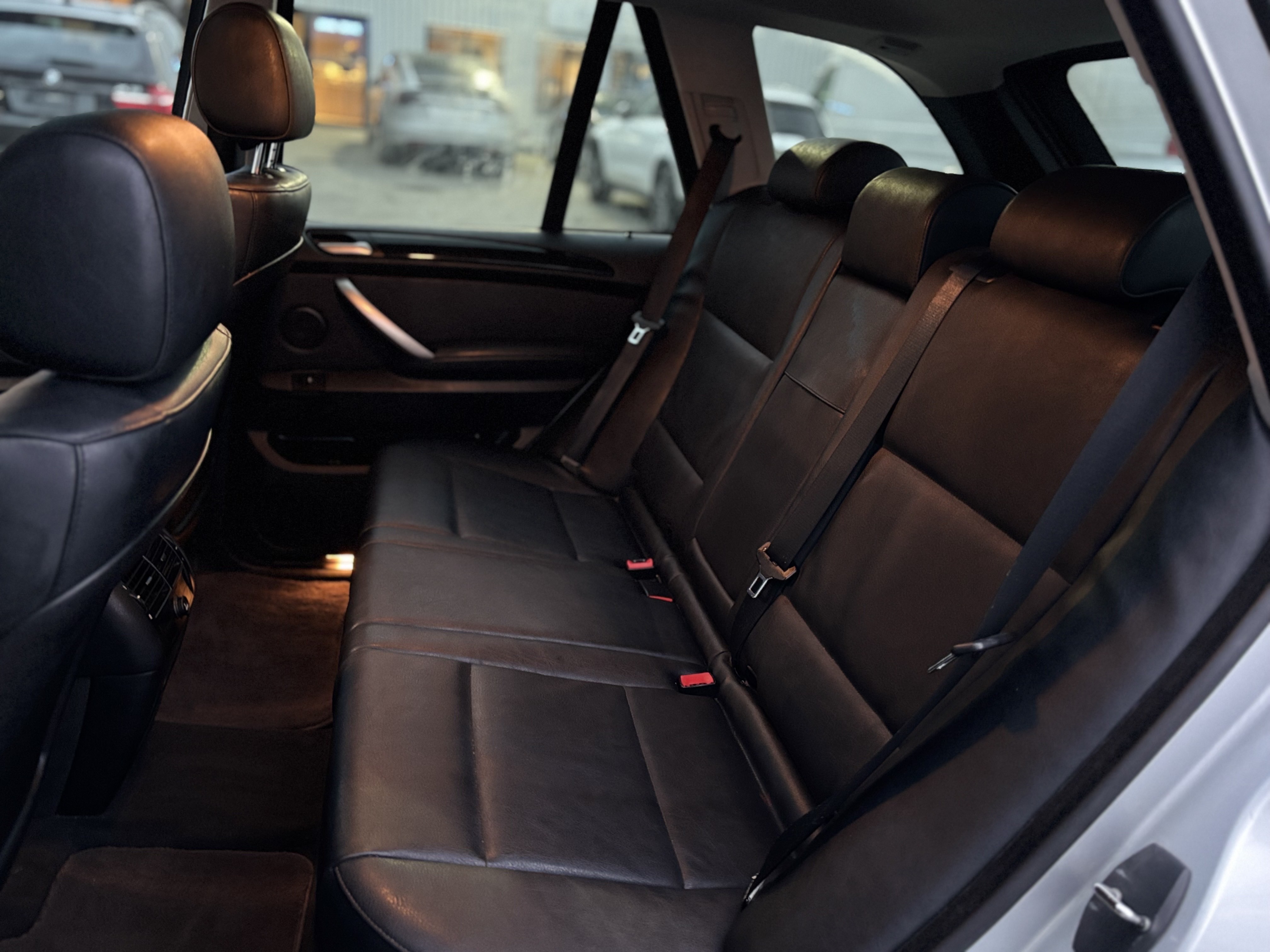 /canwestautoinc/2002-BMW-X5Series-9035289710932883.jpg