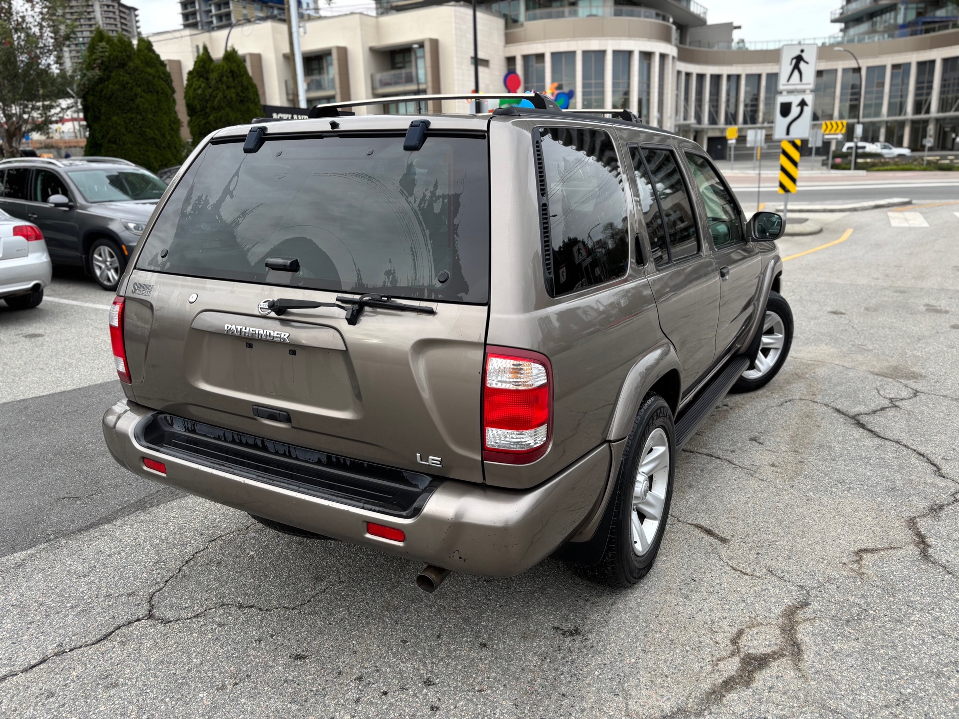 /canwestautoinc/2002-Nissan-Pathfinder-14124856995629087.jpg
