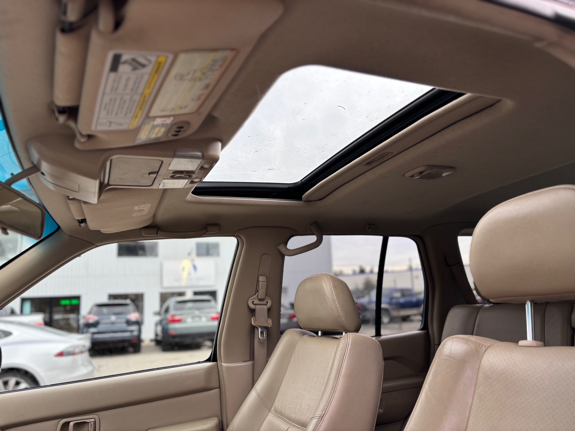 /canwestautoinc/2002-Nissan-Pathfinder-4837807878415077.jpg
