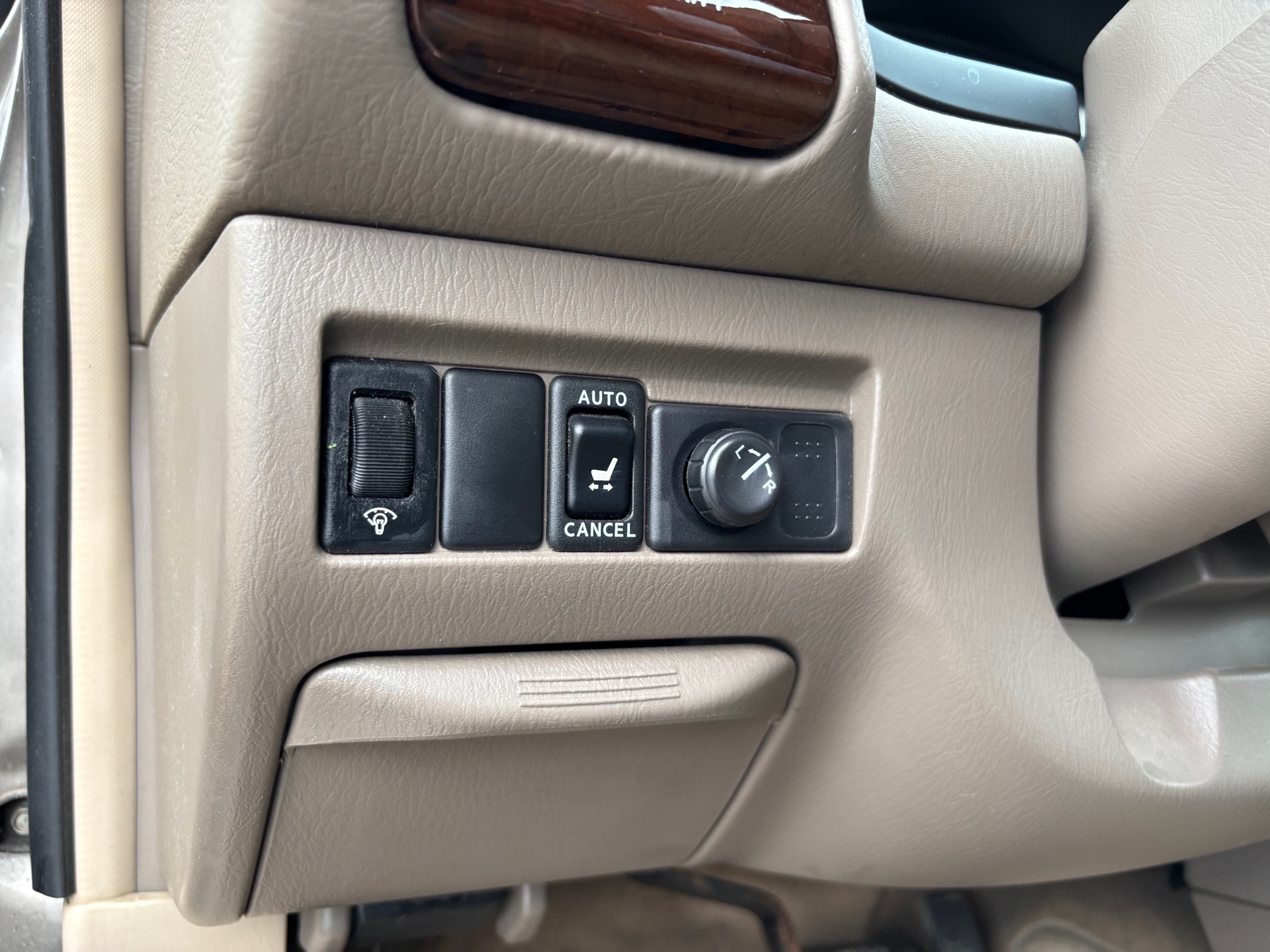 /canwestautoinc/2002-Nissan-Pathfinder-6486353100034601.jpg