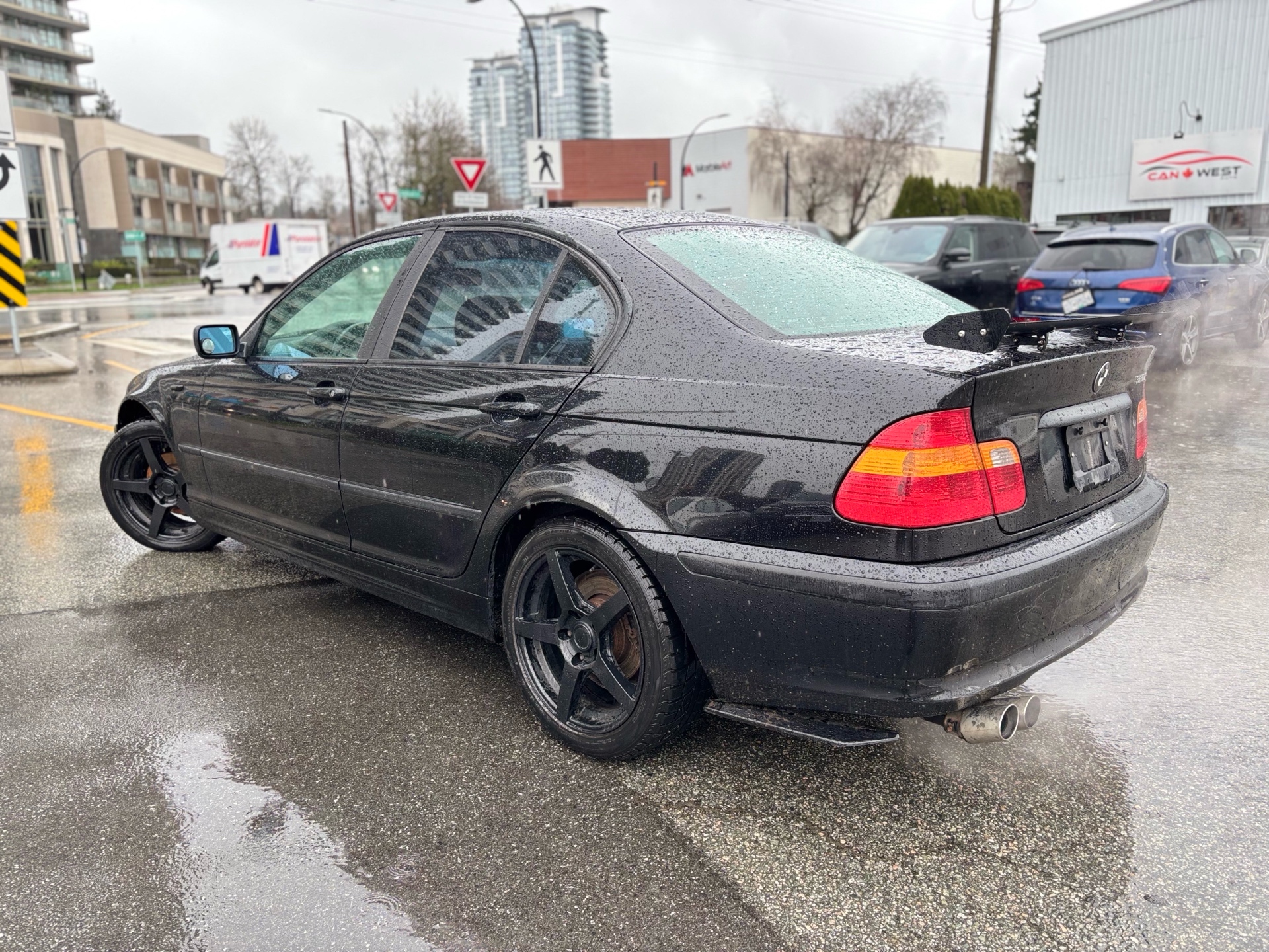 /canwestautoinc/2003-BMW-3Series-811620196929508.jpg