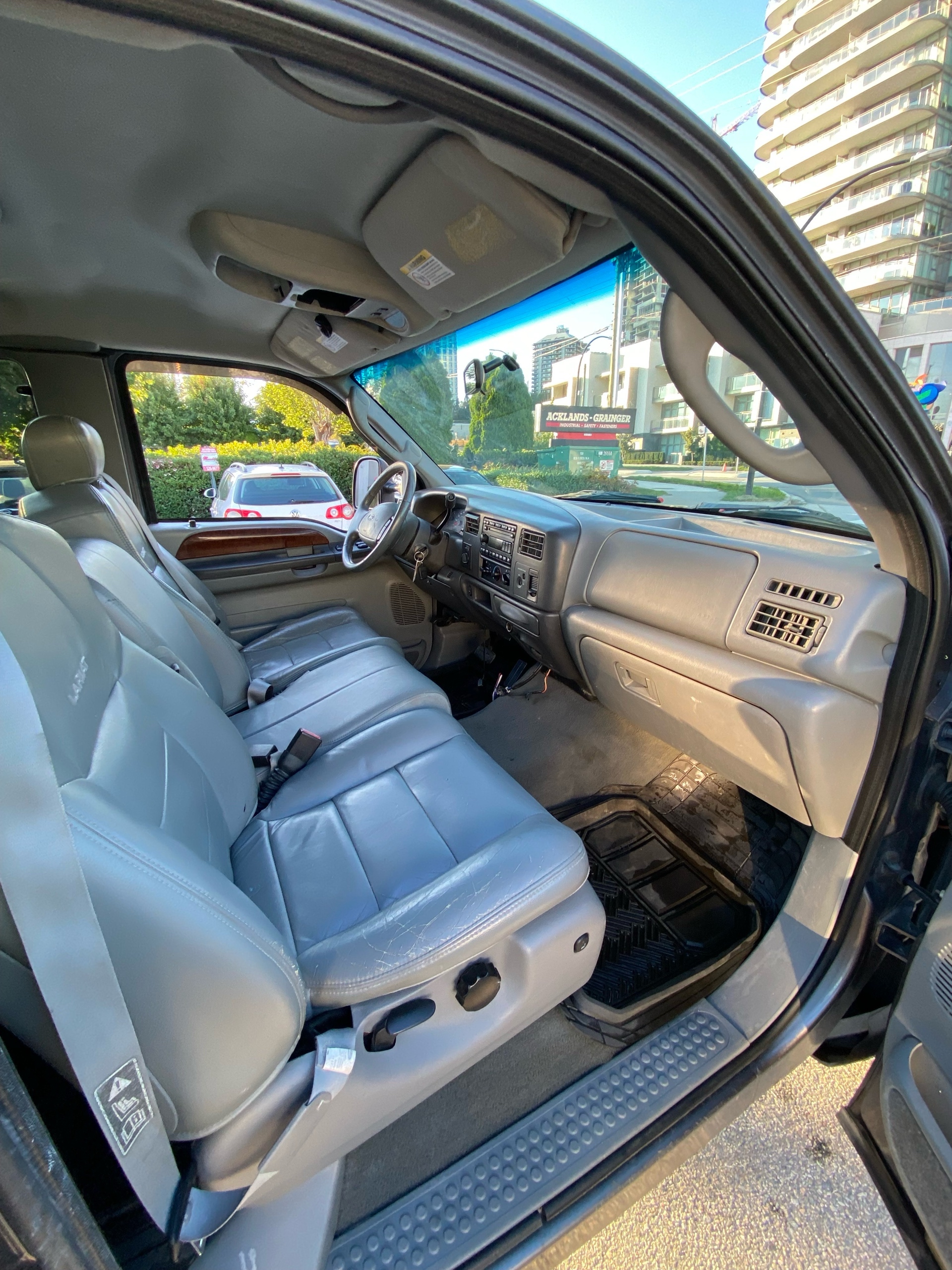 /canwestautoinc/2003-Ford-SuperDuty-19841659699036018.jpg