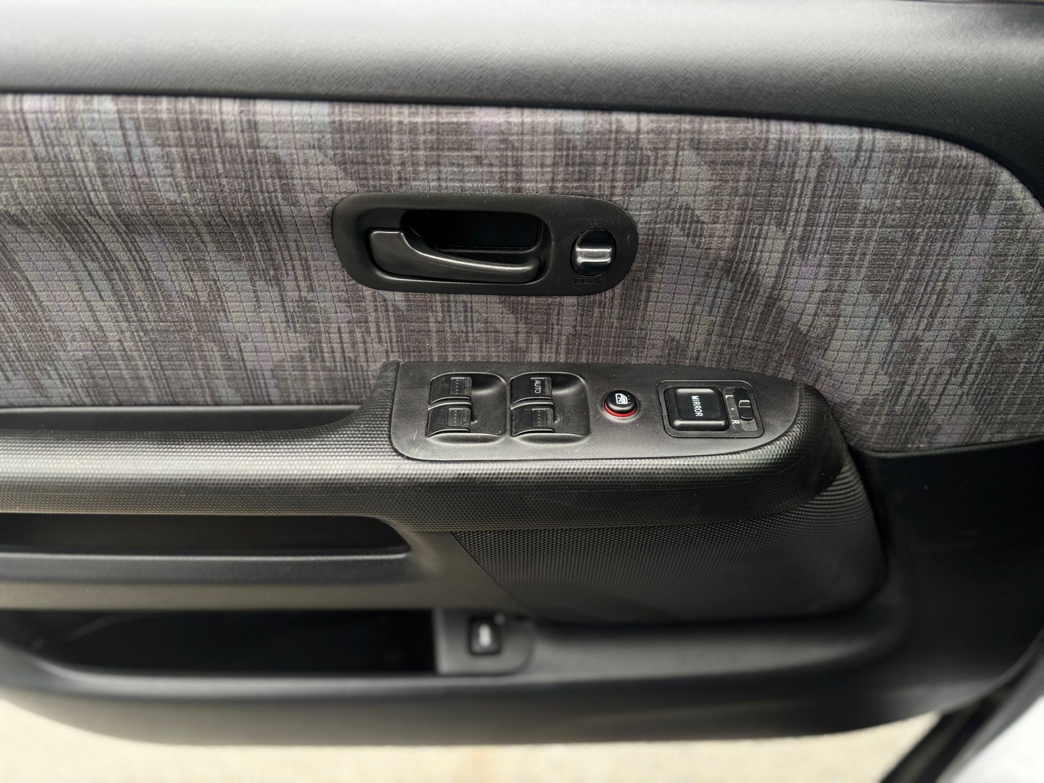 /canwestautoinc/2003-Honda-CR-V-2862129471539341.jpg