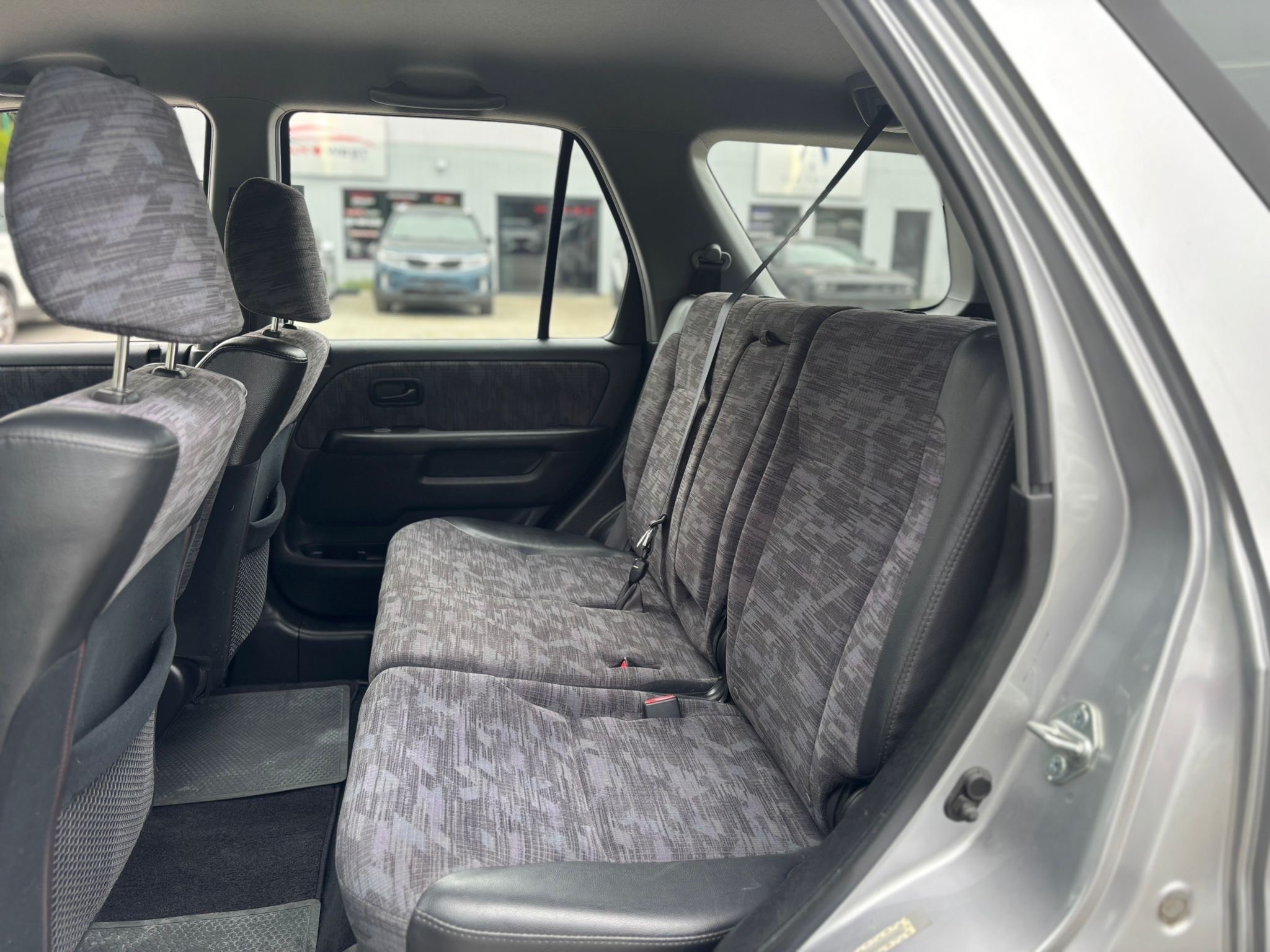 /canwestautoinc/2003-Honda-CR-V-3232793169833015.jpg