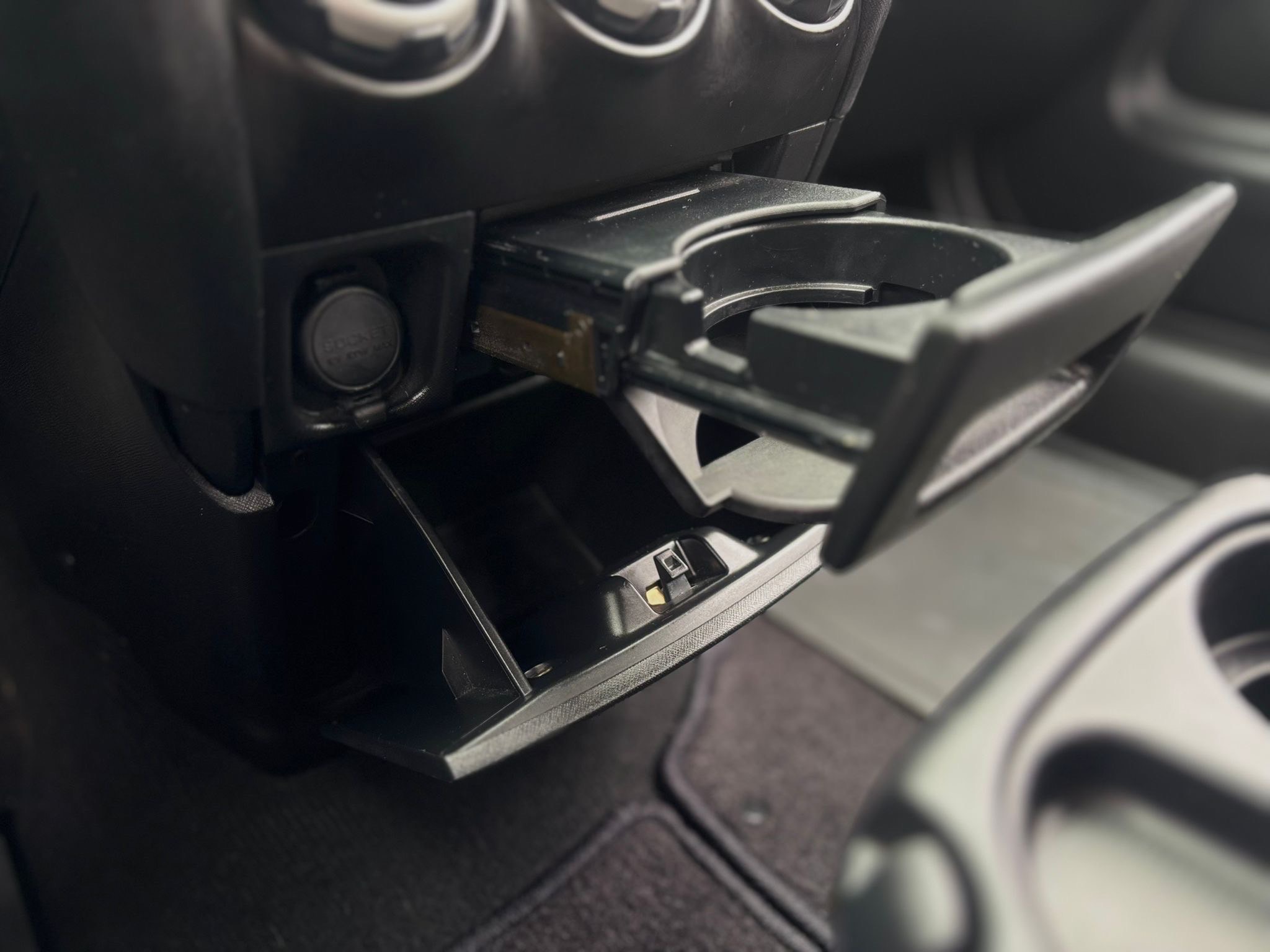 /canwestautoinc/2003-Honda-CR-V-33538504411930825.jpg