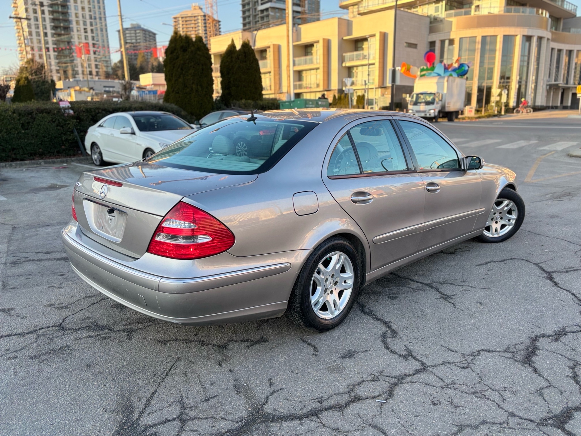 /canwestautoinc/2003-Mercedes-Benz-E-Class-5052327010808326.jpg