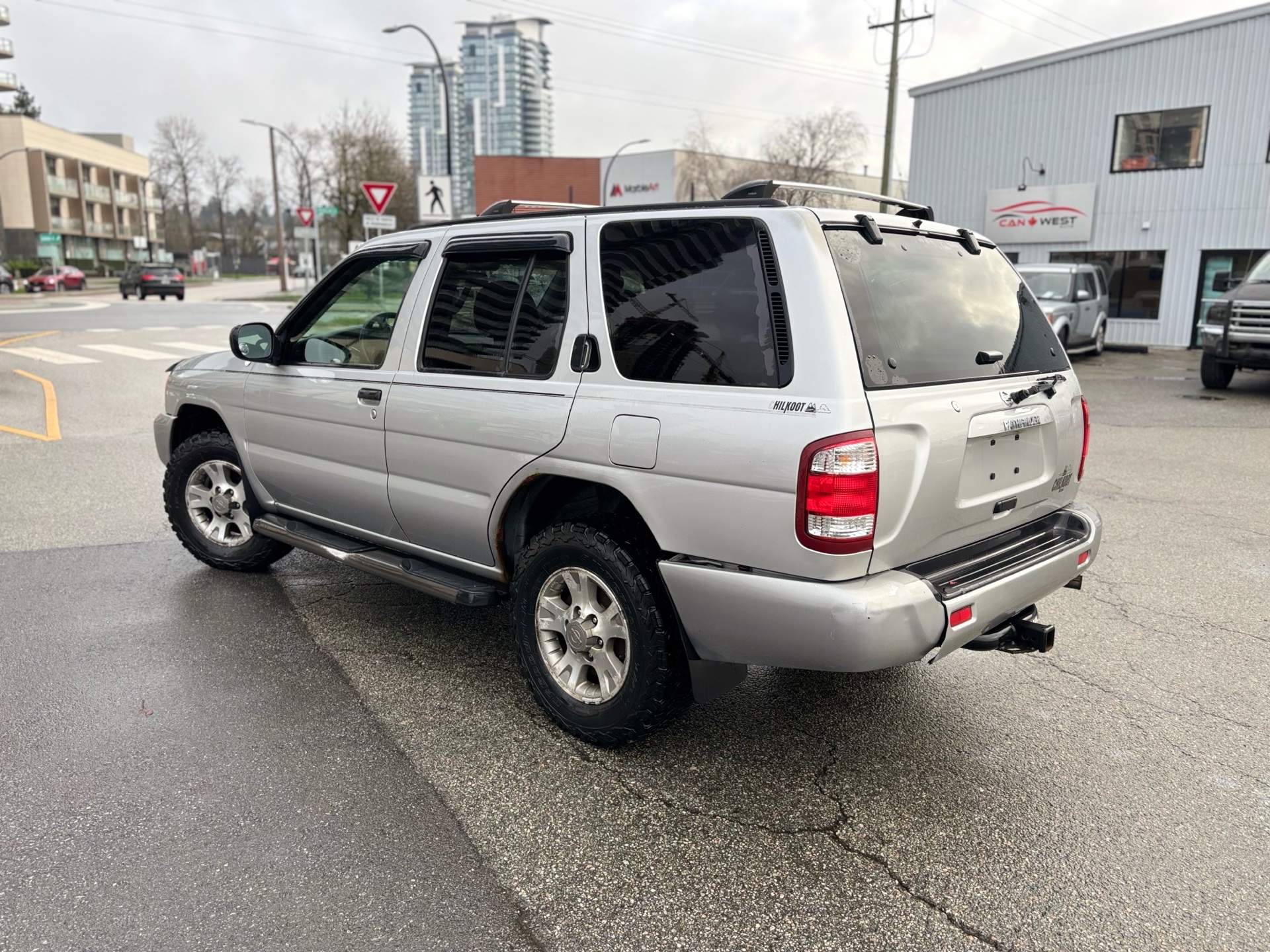 /canwestautoinc/2003-Nissan-Pathfinder-23909752331947454.jpg