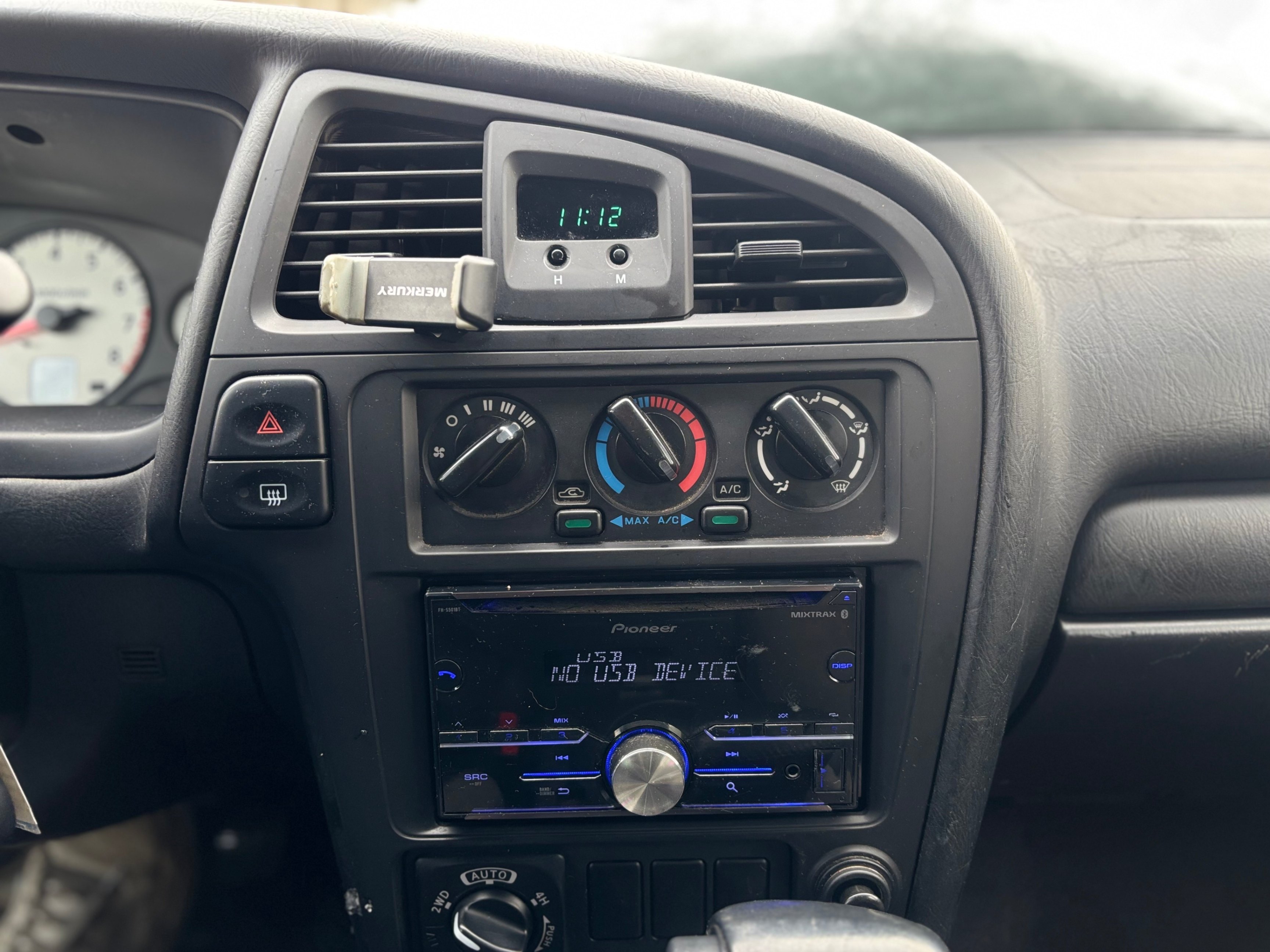 /canwestautoinc/2003-Nissan-Pathfinder-8397794677606336.jpg