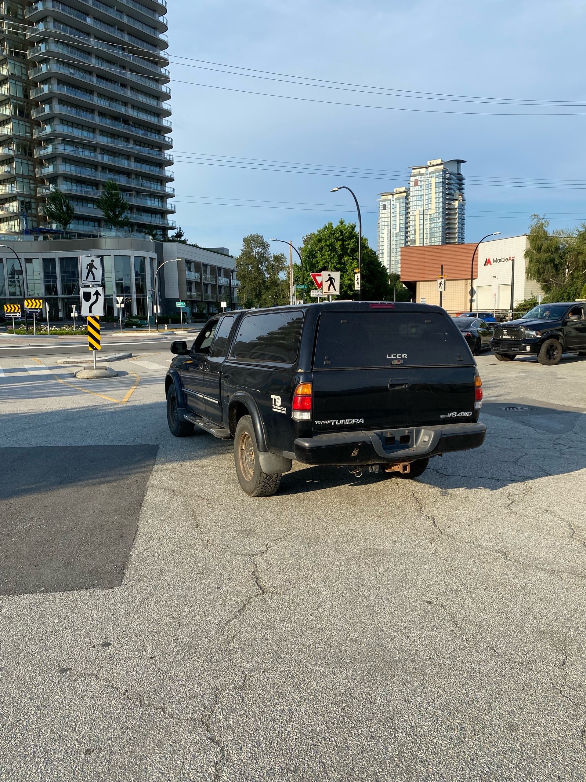 /canwestautoinc/2003-Toyota-Tundra-5326778133054337.jpg