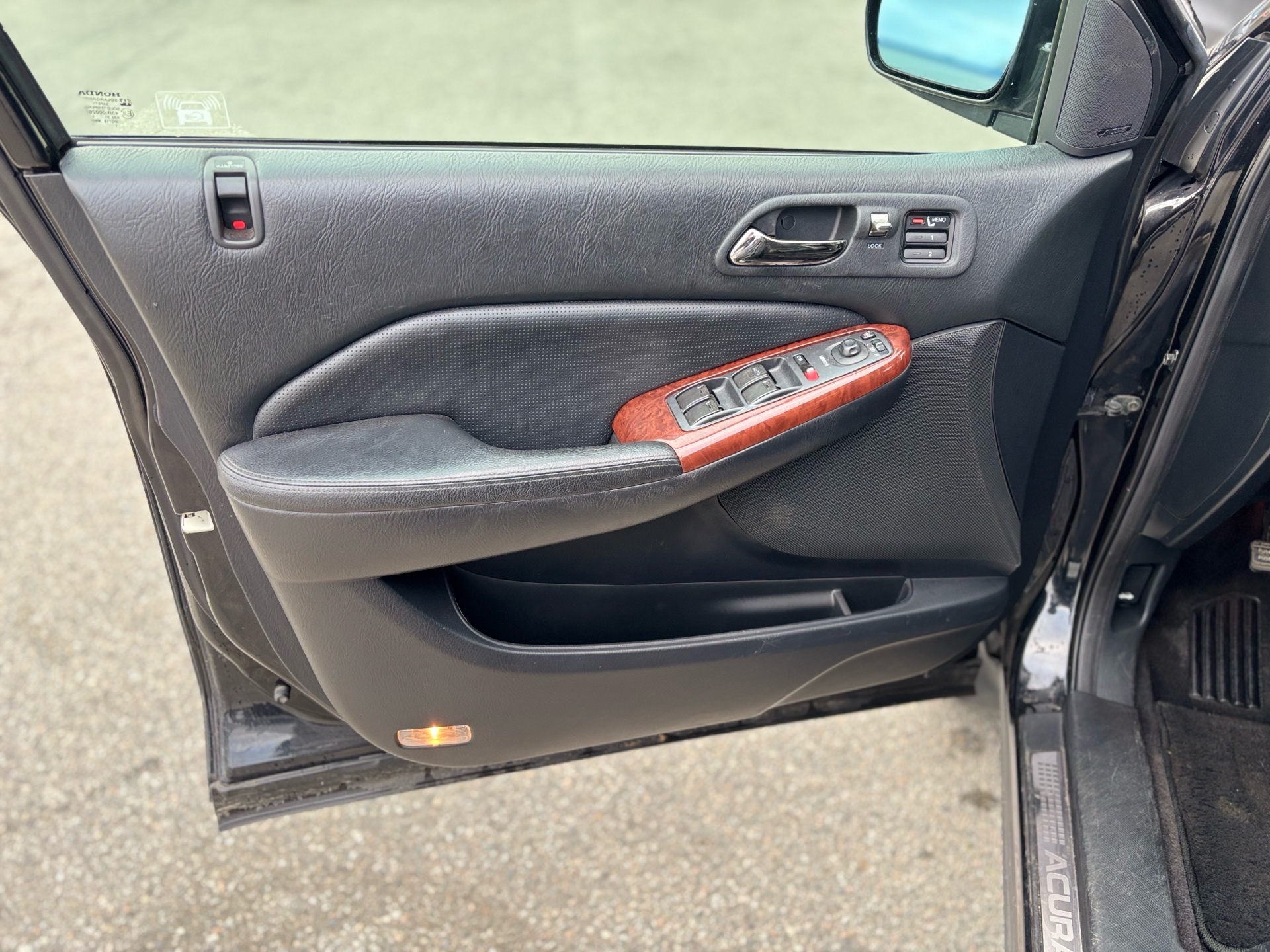 /canwestautoinc/2004-Acura-MDX-5407573757357156.jpg