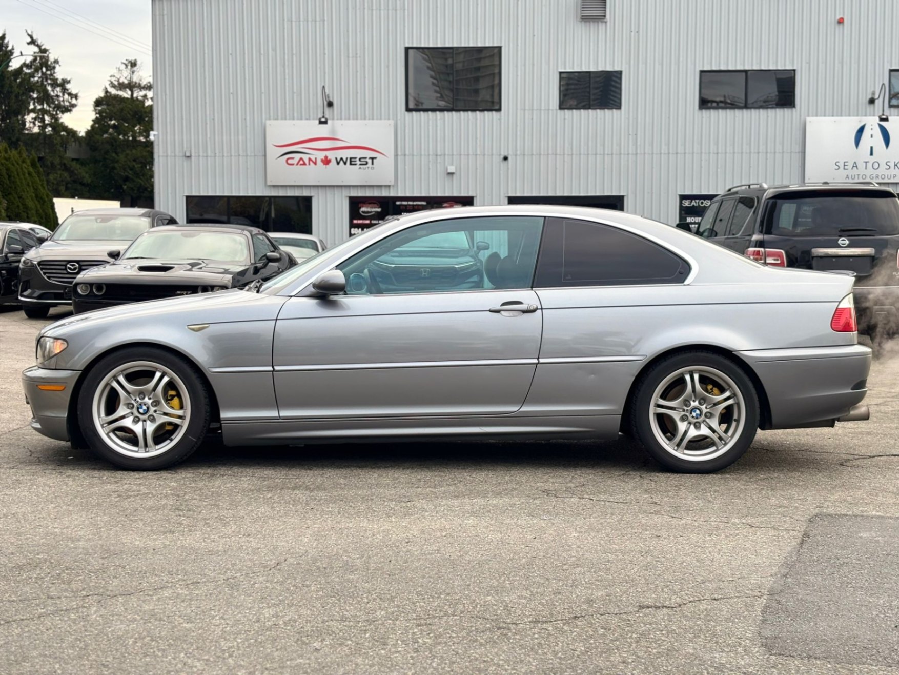 /canwestautoinc/2004-BMW-3-Series-6172171678636111.jpg