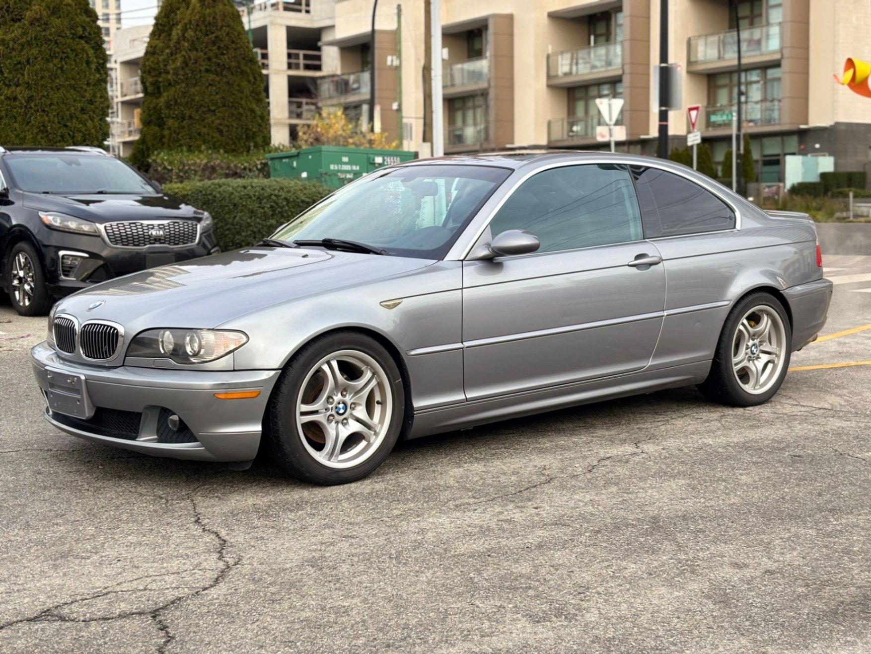 /canwestautoinc/2004-BMW-3-Series-6594325626047446.jpg