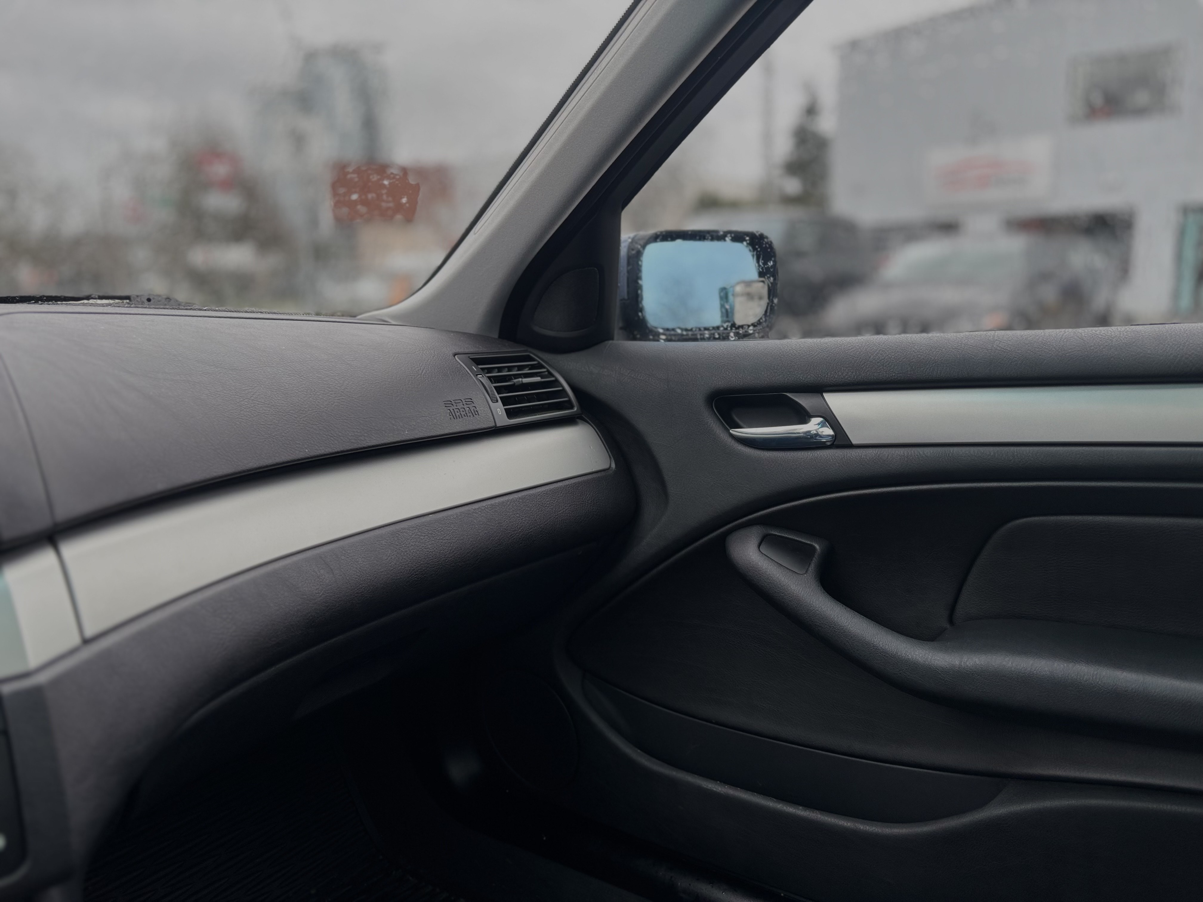 /canwestautoinc/2004-BMW-3Series-1864152541972981.jpg