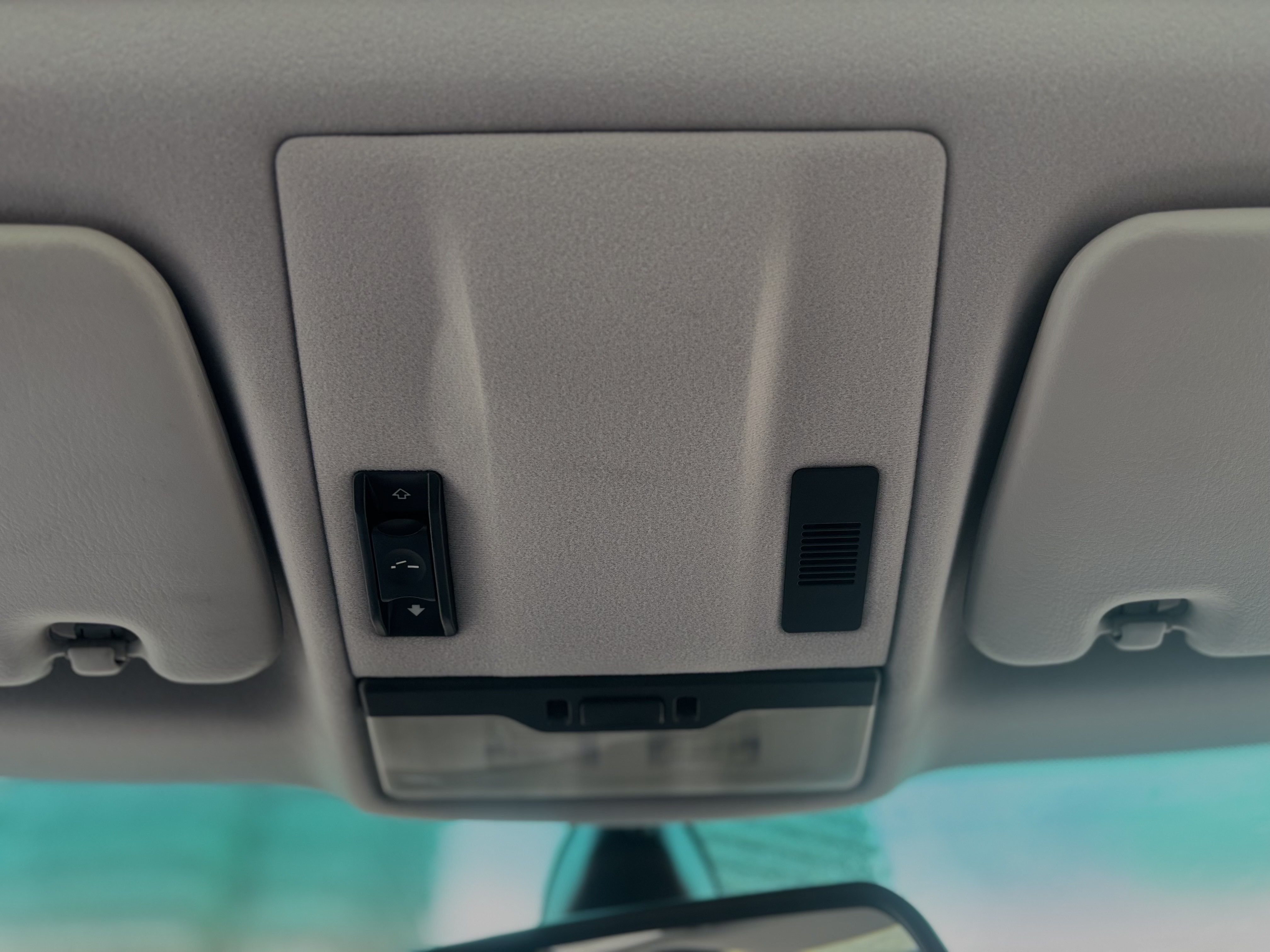 /canwestautoinc/2004-BMW-3Series-5544837909934694.jpg