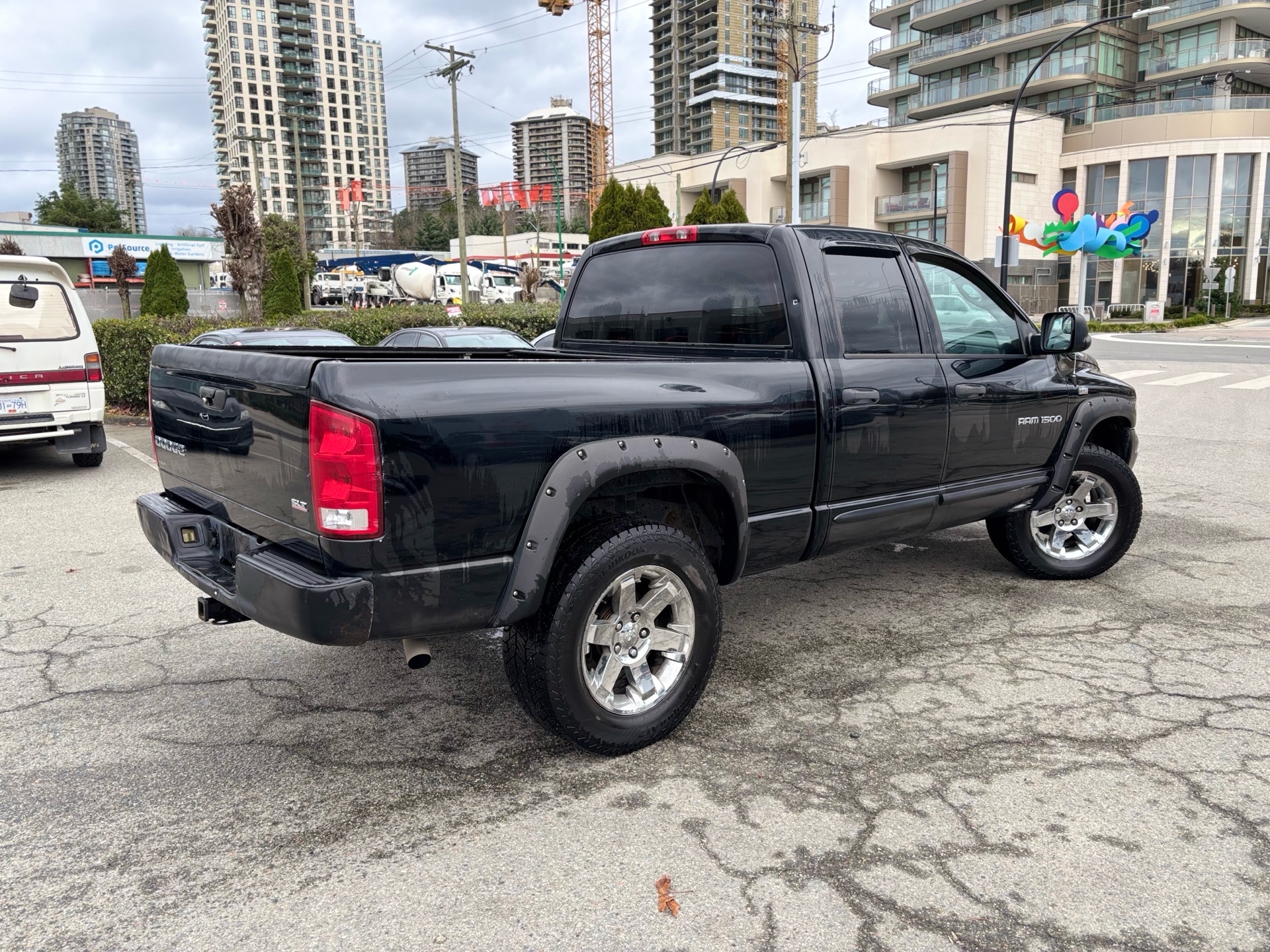 /canwestautoinc/2004-Dodge-Ram1500-13333246924371345.jpg