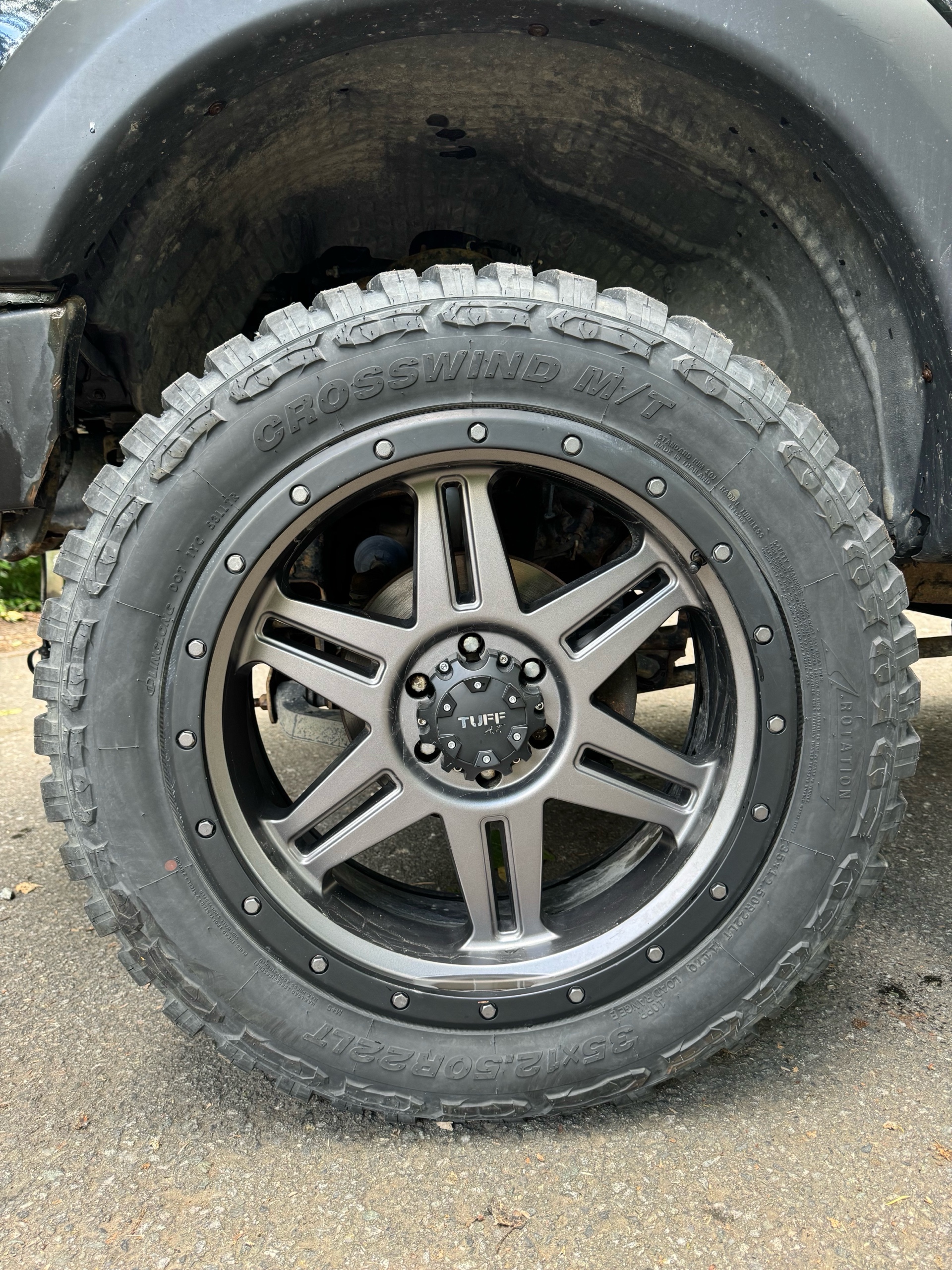 /canwestautoinc/2004-Ford-F-150-43128116383779.jpg