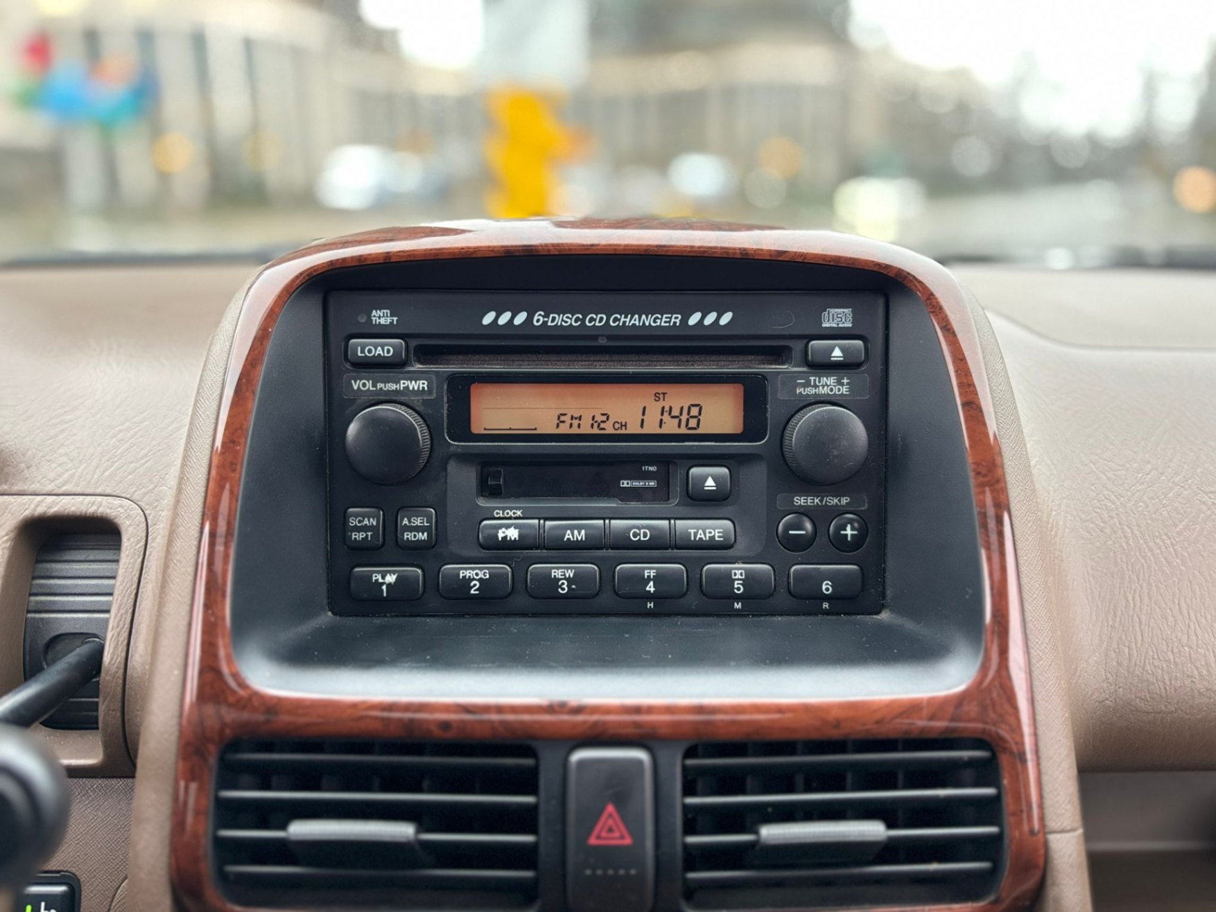 /canwestautoinc/2004-Honda-CR-V-5811539548433138.jpg