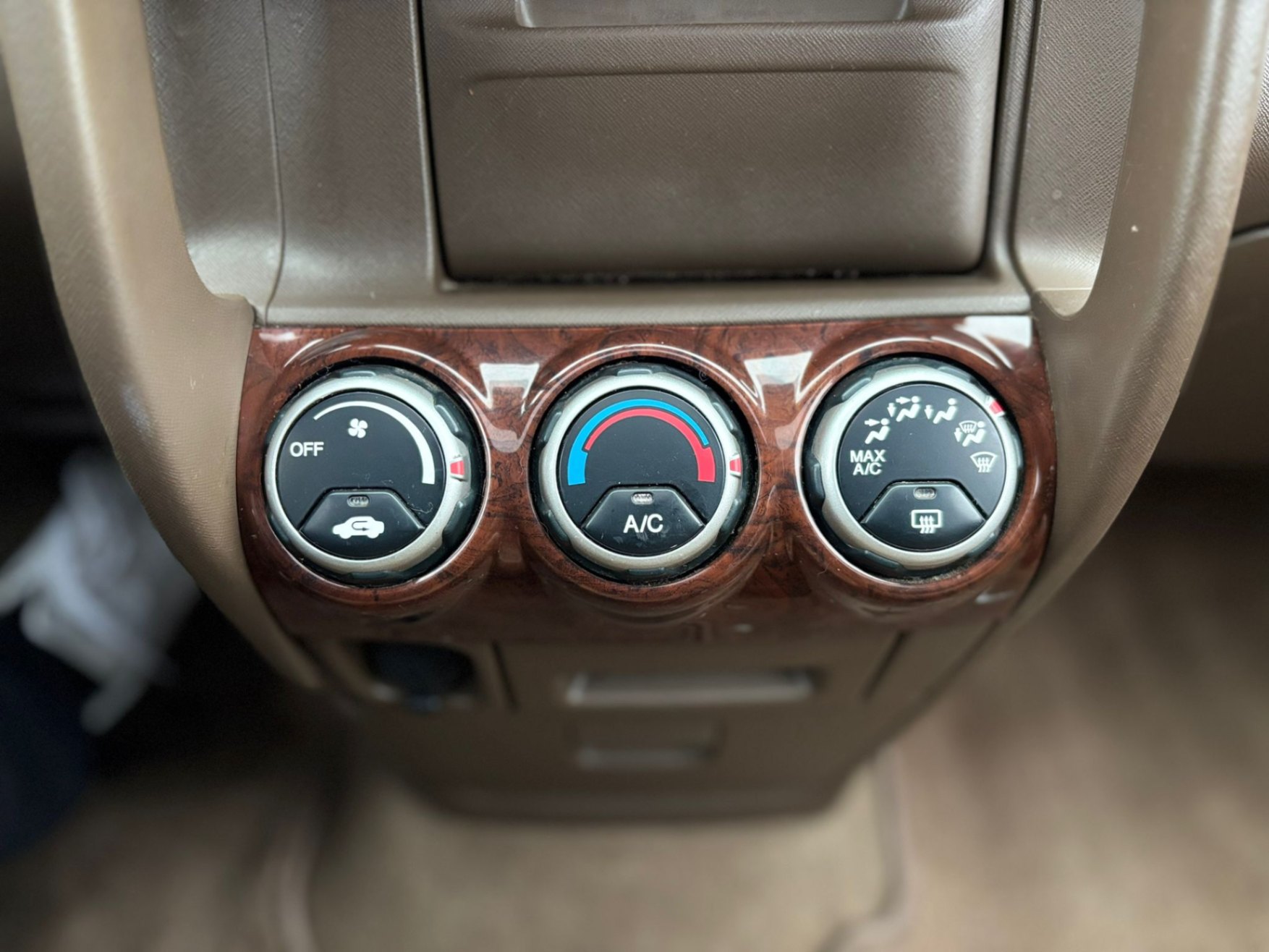 /canwestautoinc/2004-Honda-CR-V-7400368474912868.jpg