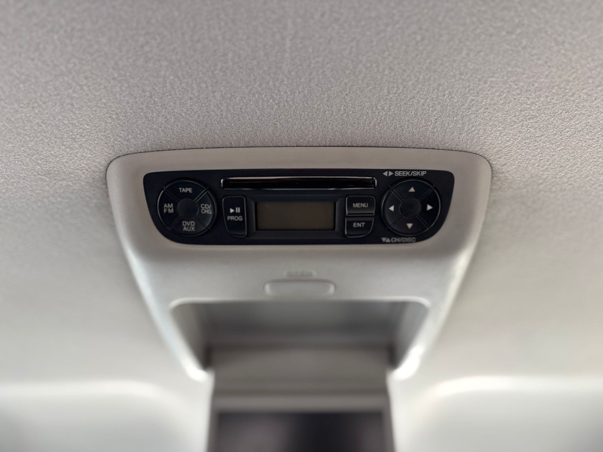 /canwestautoinc/2004-Honda-Pilot-4778950822204098.jpg