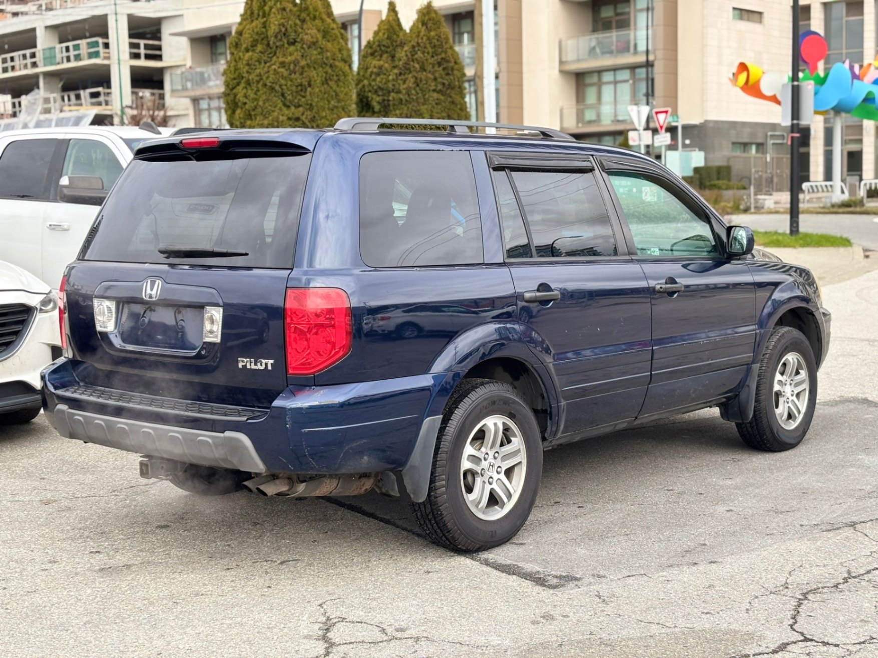 /canwestautoinc/2004-Honda-Pilot-9861435493721724.jpg