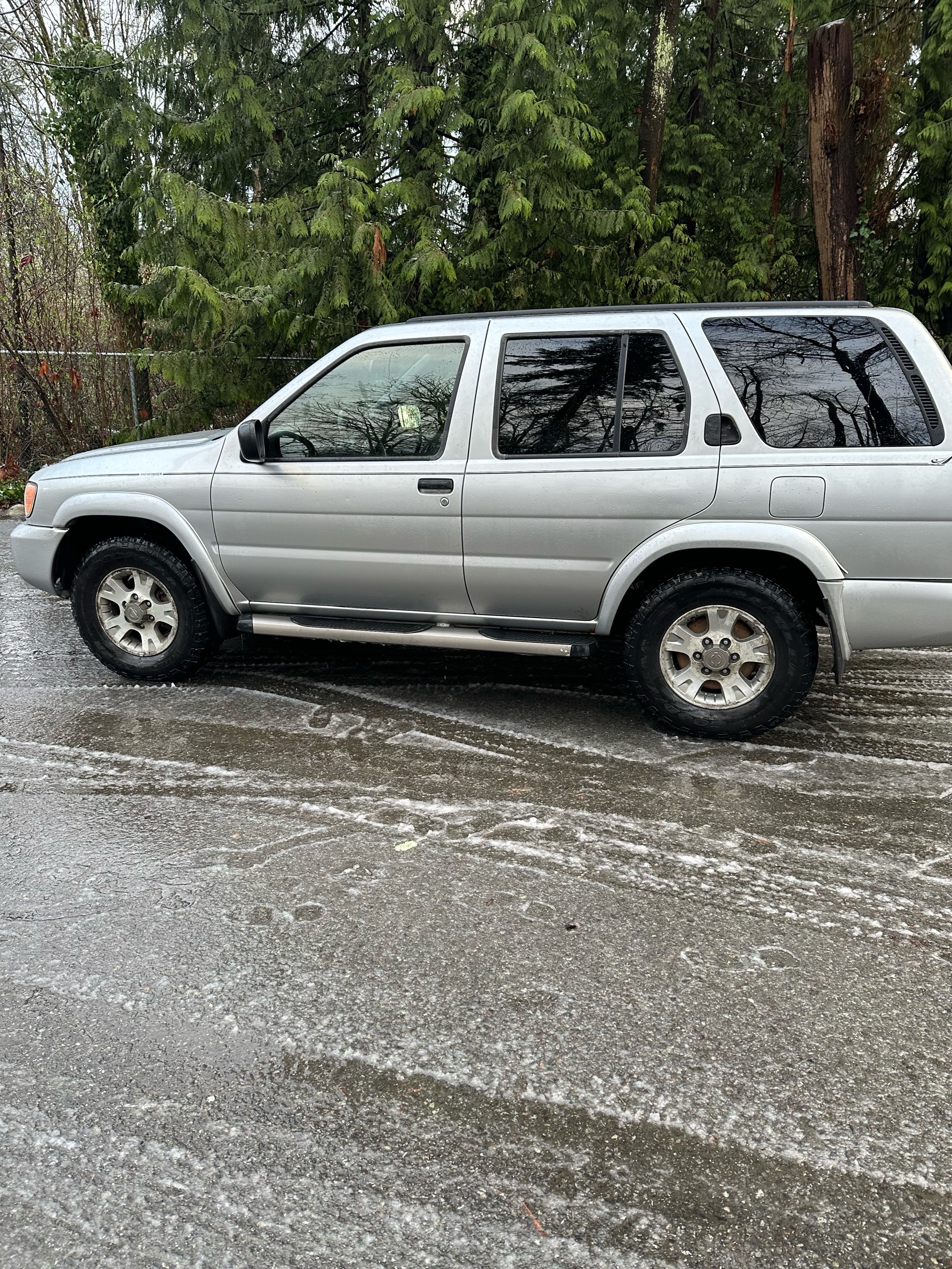 /canwestautoinc/2004-Nissan-Pathfinder-9178732981198121.jpg
