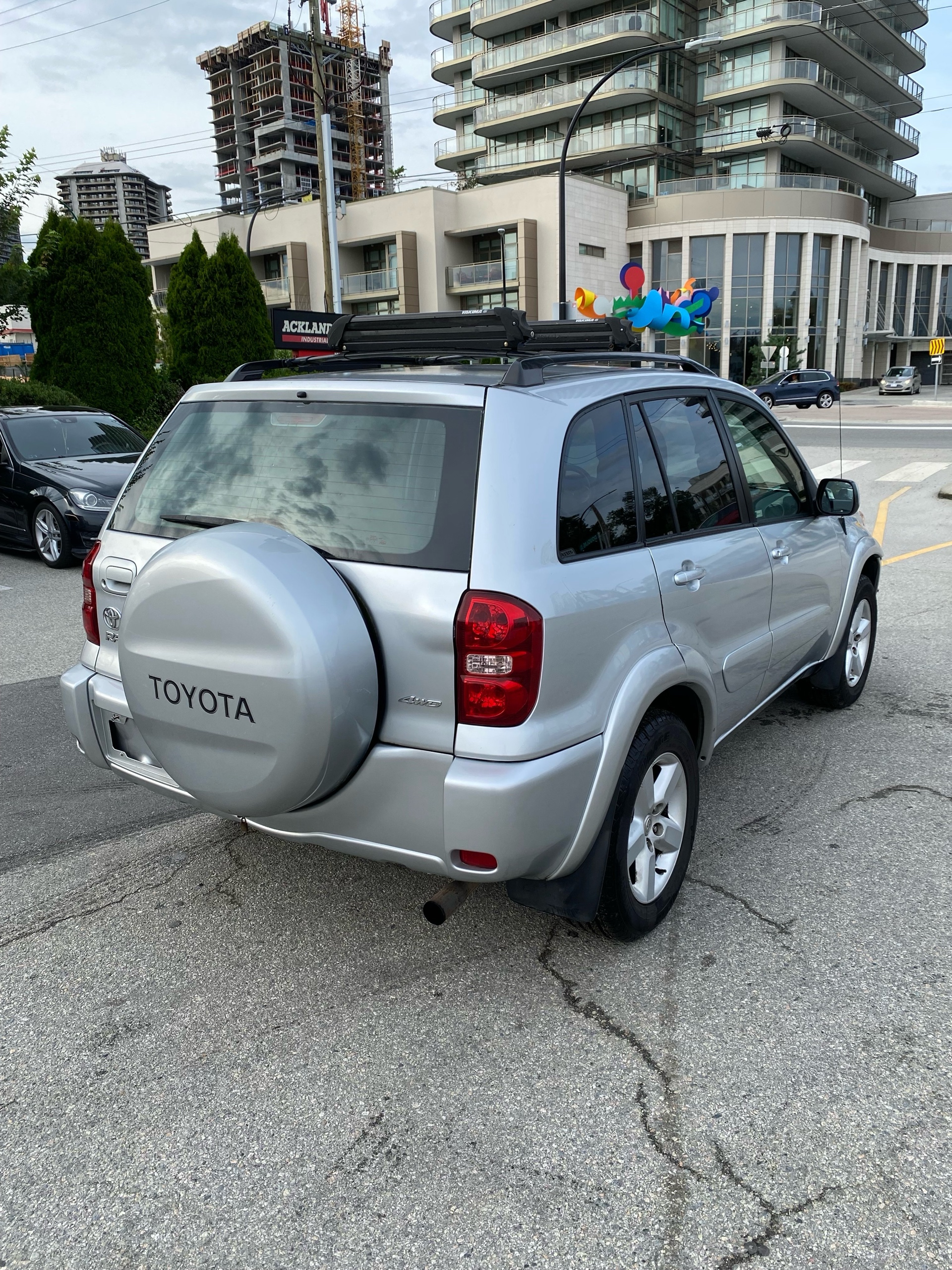 /canwestautoinc/2004-Toyota-RAV4-38760069722872714.jpg