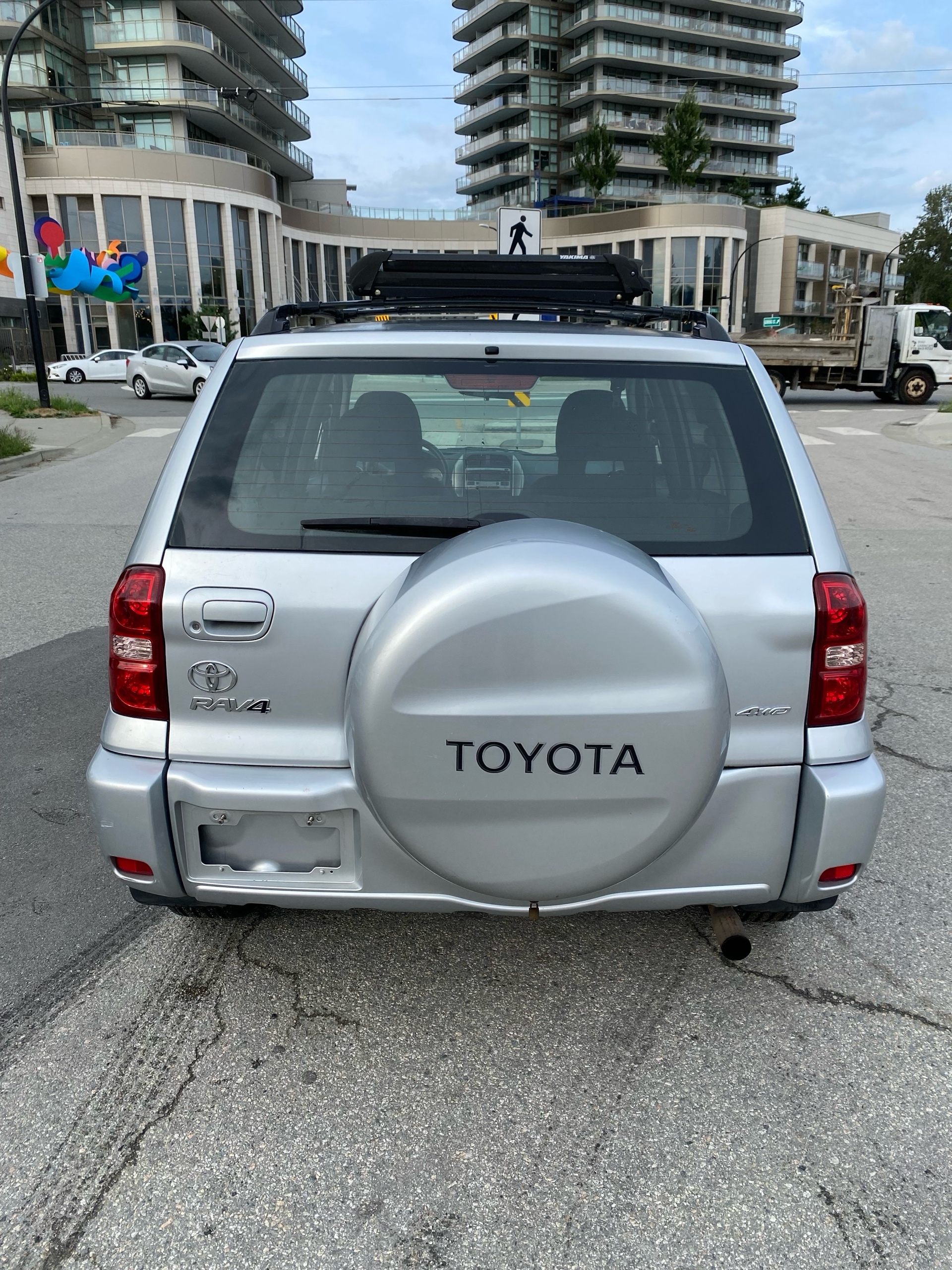 /canwestautoinc/2004-Toyota-RAV4-9802831621555845.jpg
