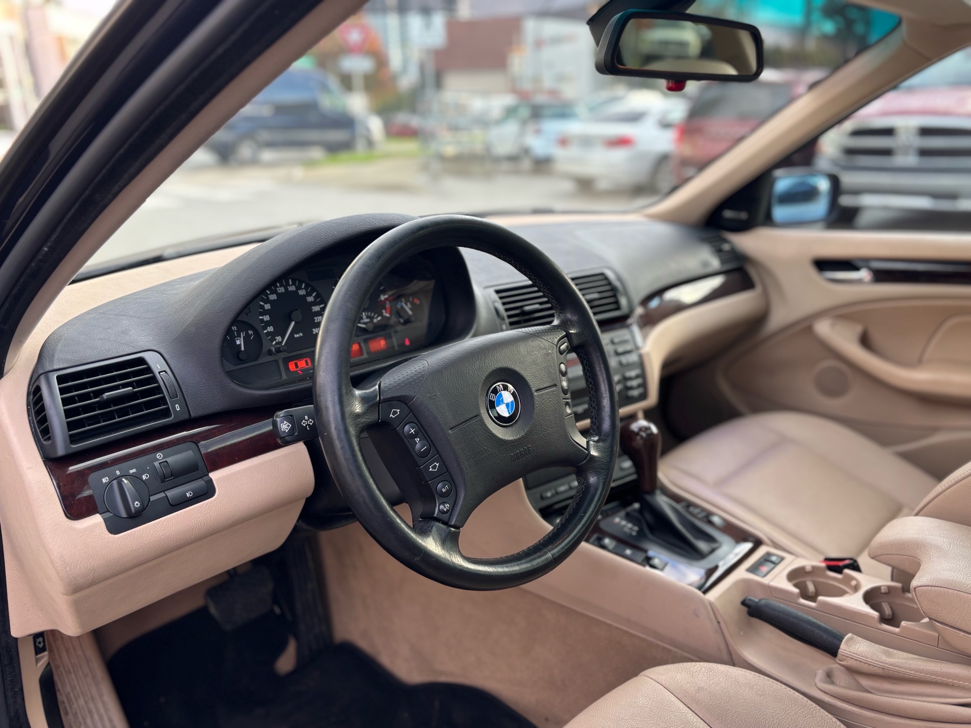 /canwestautoinc/2005-BMW-3Series-40831460907194583.jpg