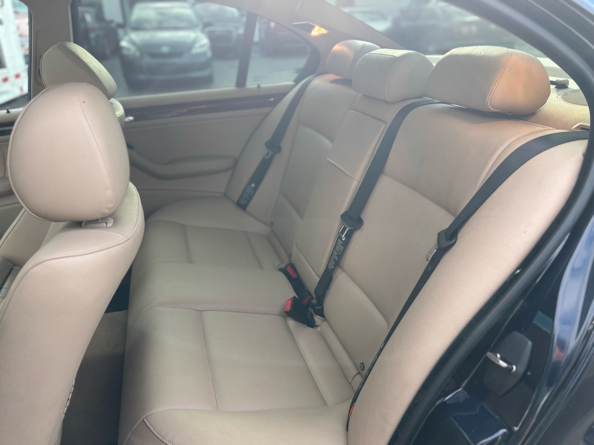 /canwestautoinc/2005-BMW-3Series-8450641791510056.jpg