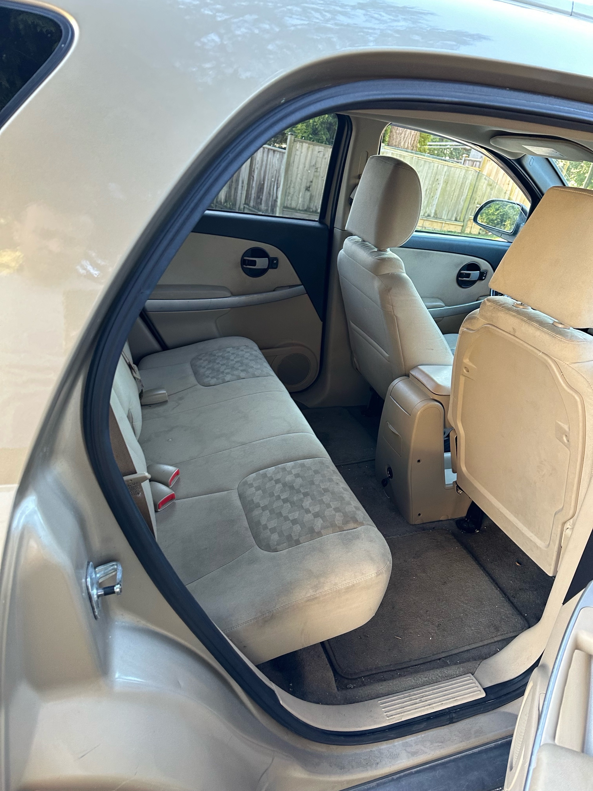 /canwestautoinc/2005-Chevrolet-Equinox-2215990159371617.jpg