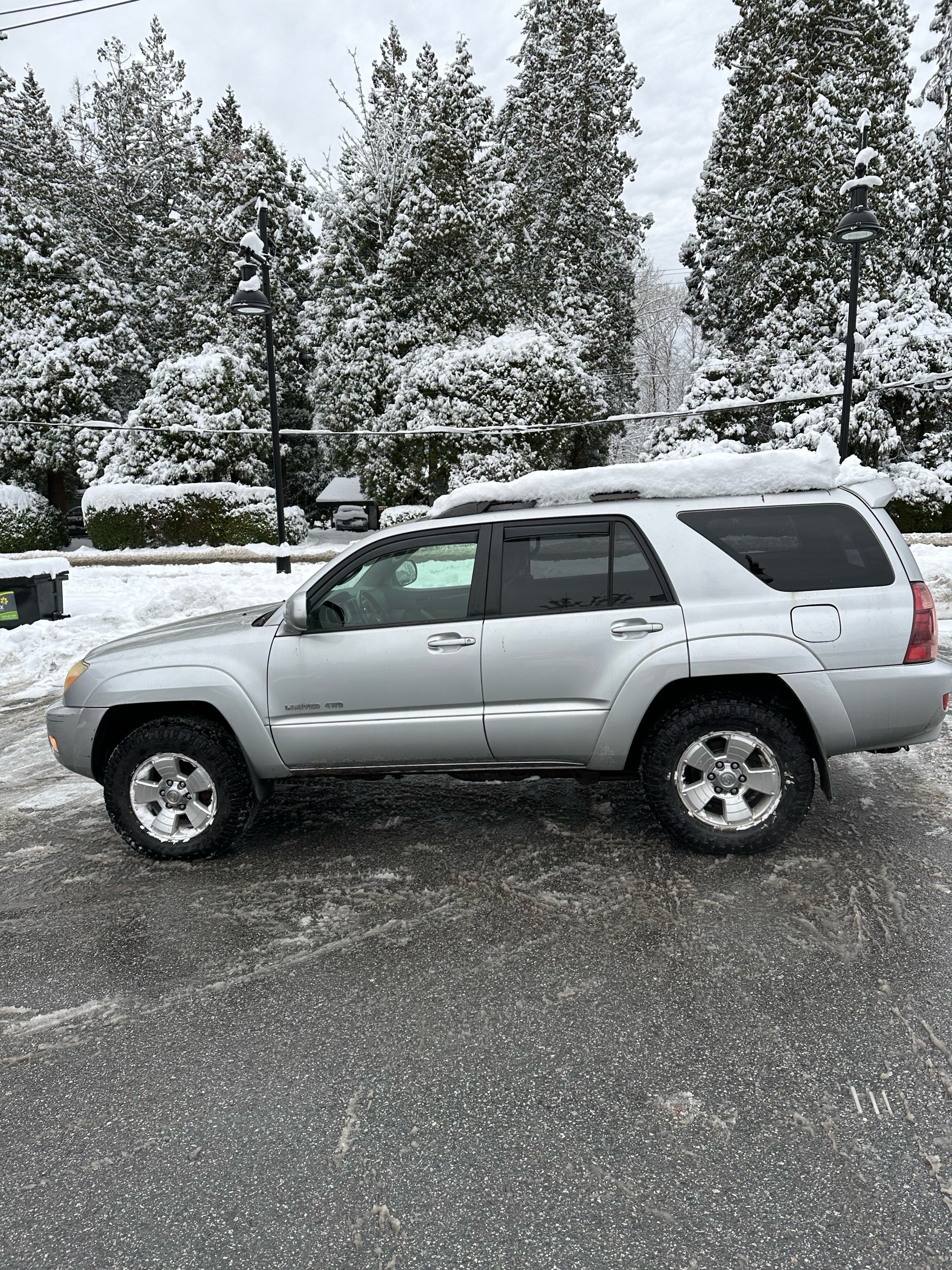 /canwestautoinc/2005-Toyota-4Runner-24602871728861908.jpg