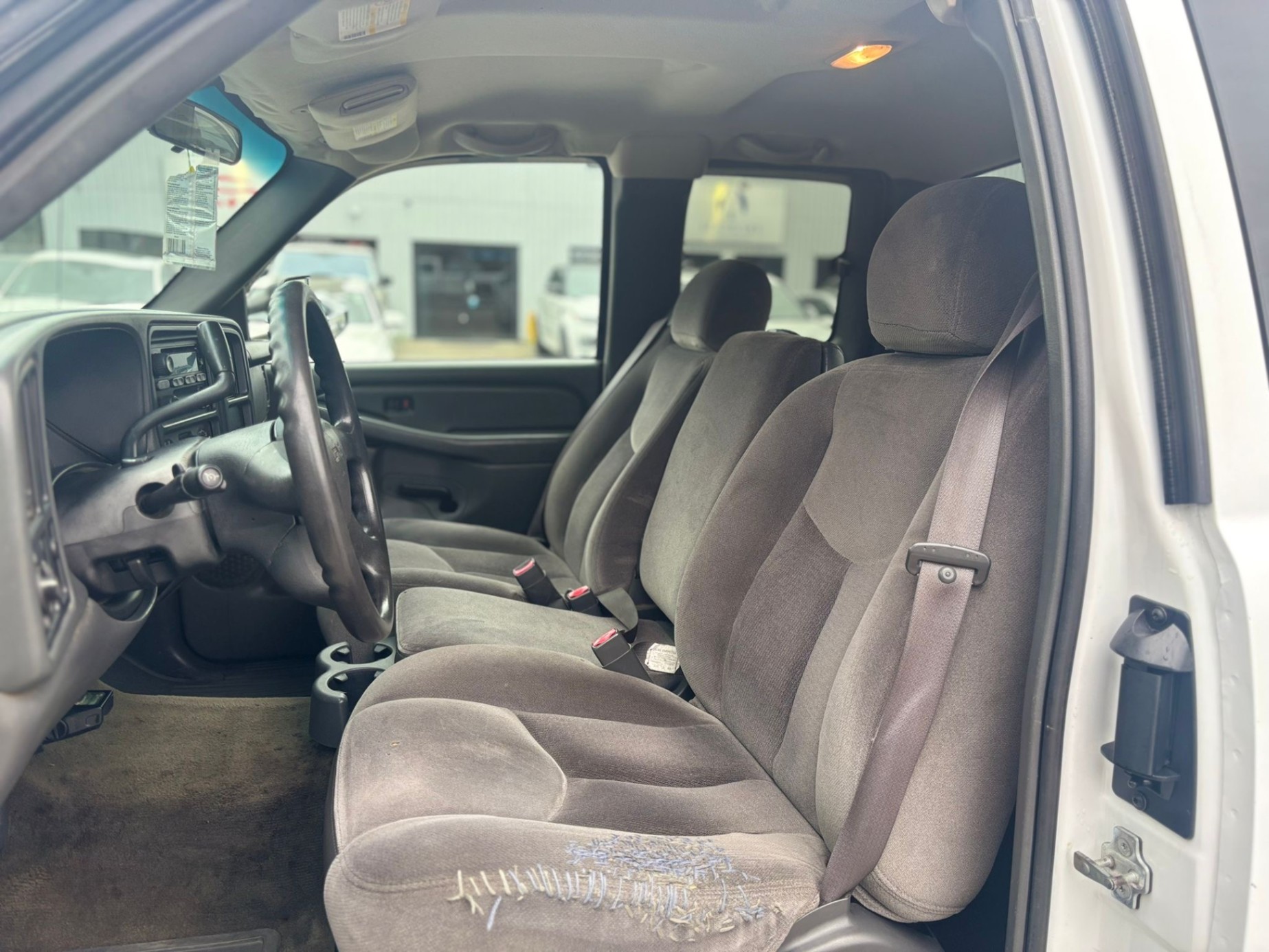 /canwestautoinc/2006-GMC-Sierra2500HD-28104153517486385.jpg