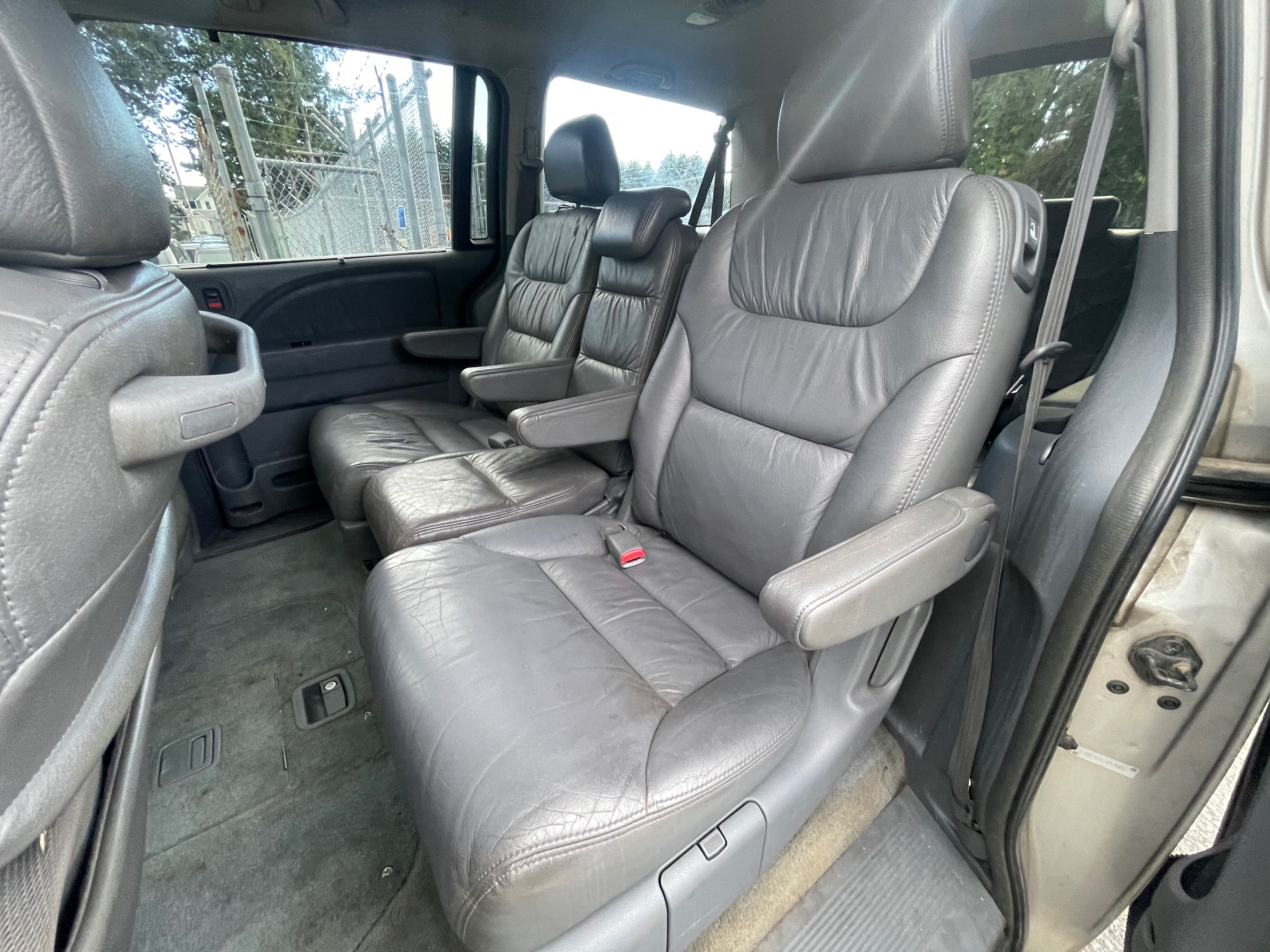 /canwestautoinc/2006-Honda-Odyssey-07142637945448382.jpg