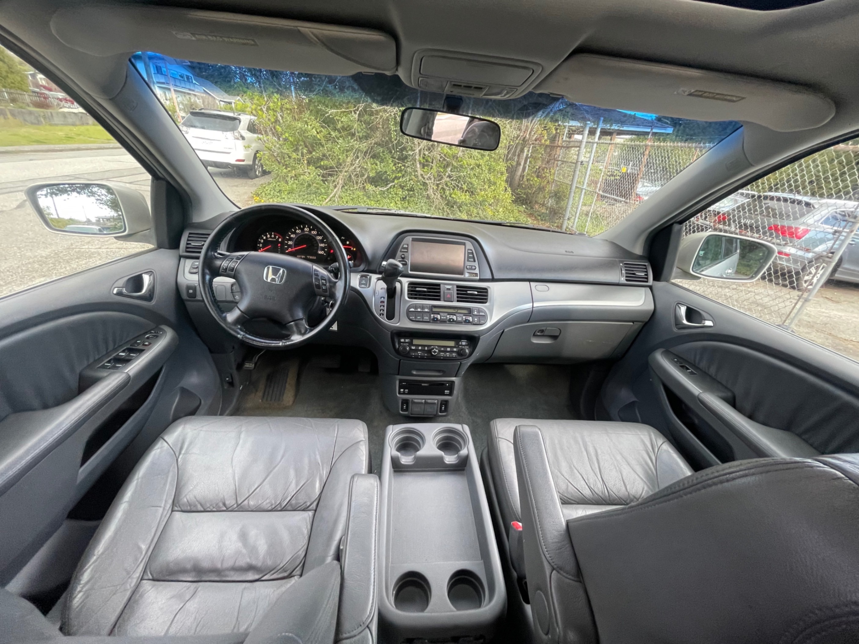 /canwestautoinc/2006-Honda-Odyssey-2480417631900893.jpg