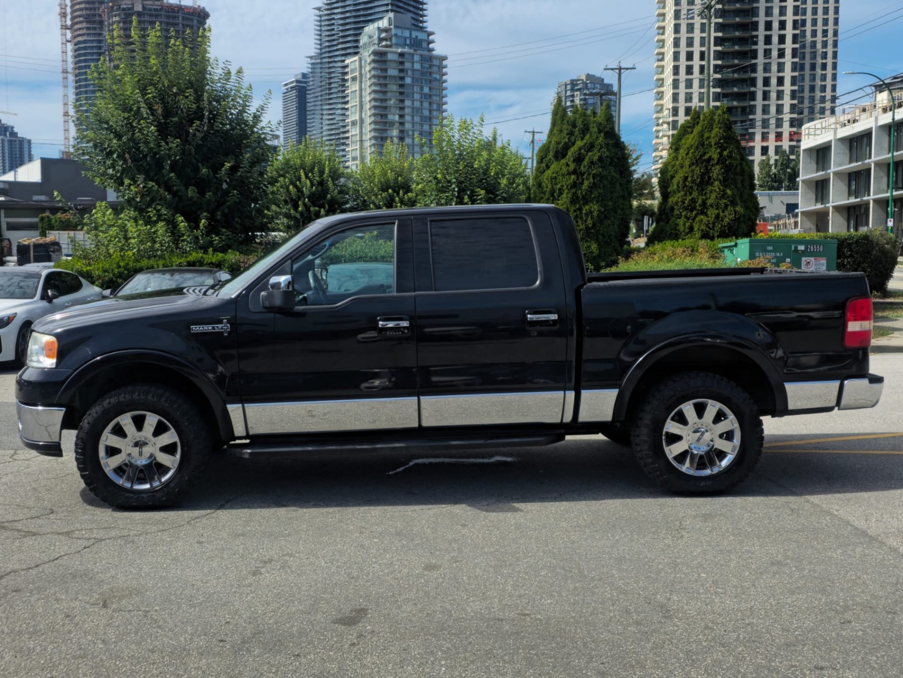 /canwestautoinc/2006-Lincoln-MarkLT-21636988525834688.jpg