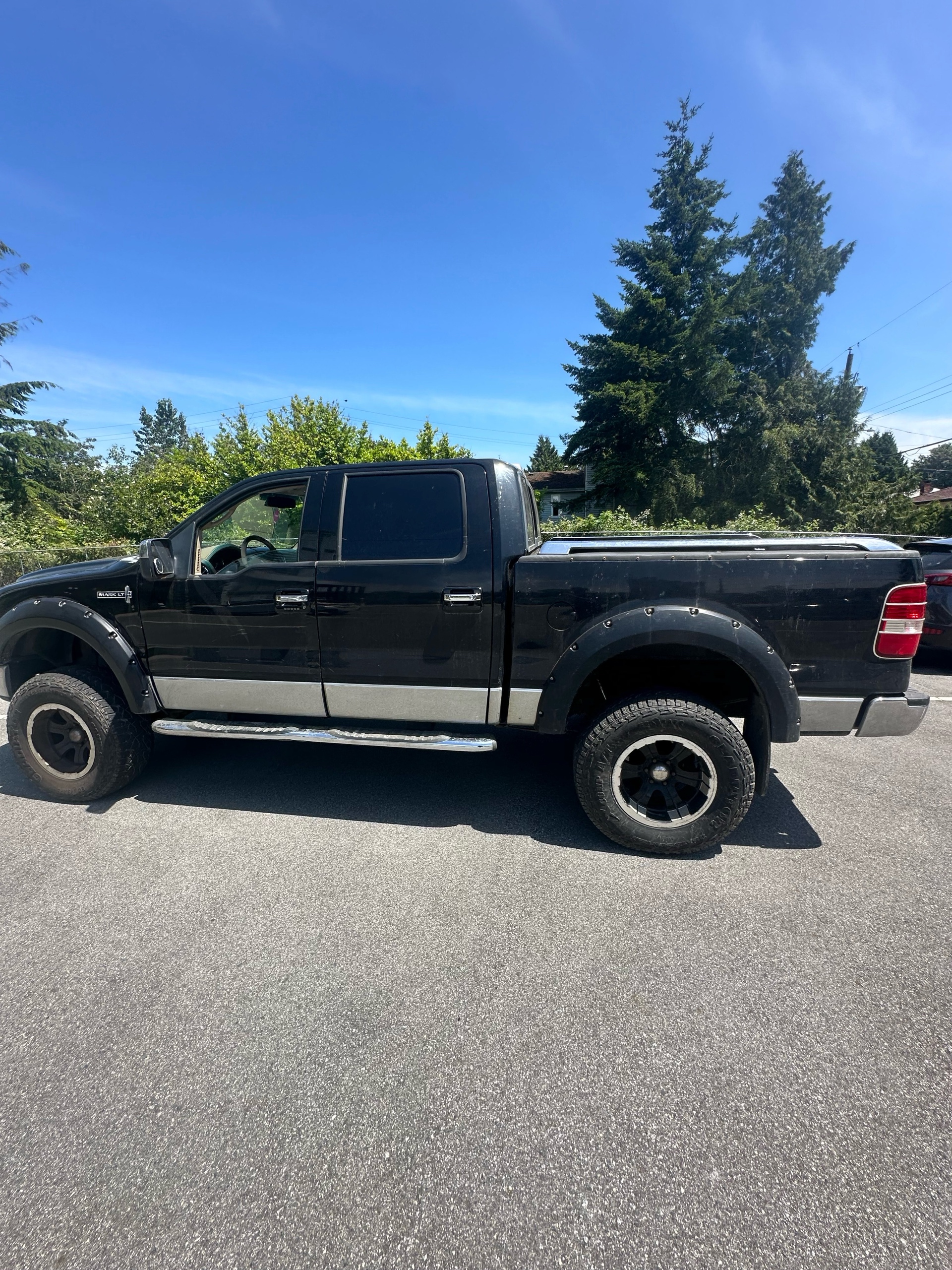/canwestautoinc/2006-Lincoln-MarkLT-7759776298599759.jpg