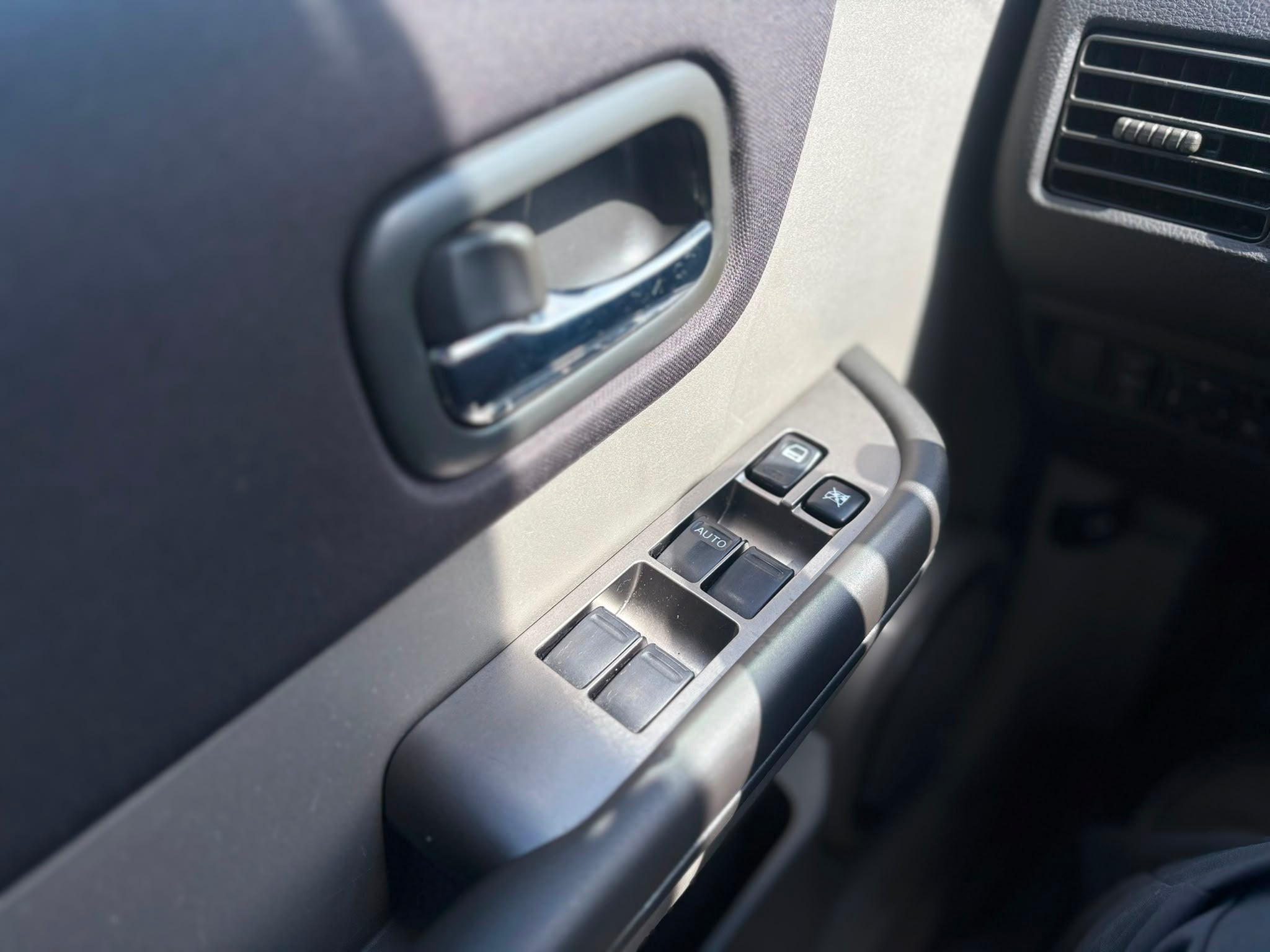 /canwestautoinc/2006-Nissan-X-Trail-32959556597642004.jpg