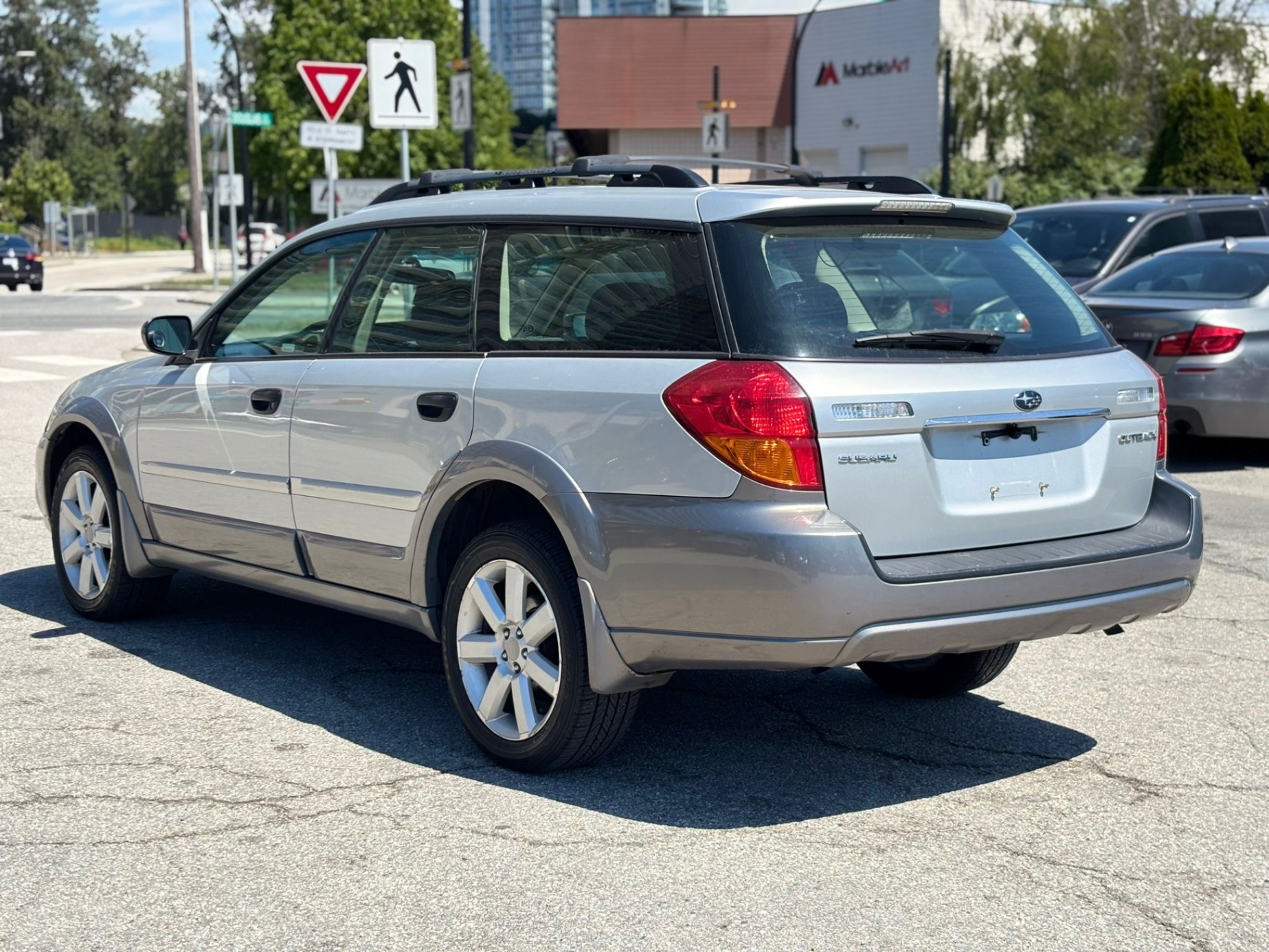 /canwestautoinc/2006-Subaru-Legacy-49485185222945005.jpg