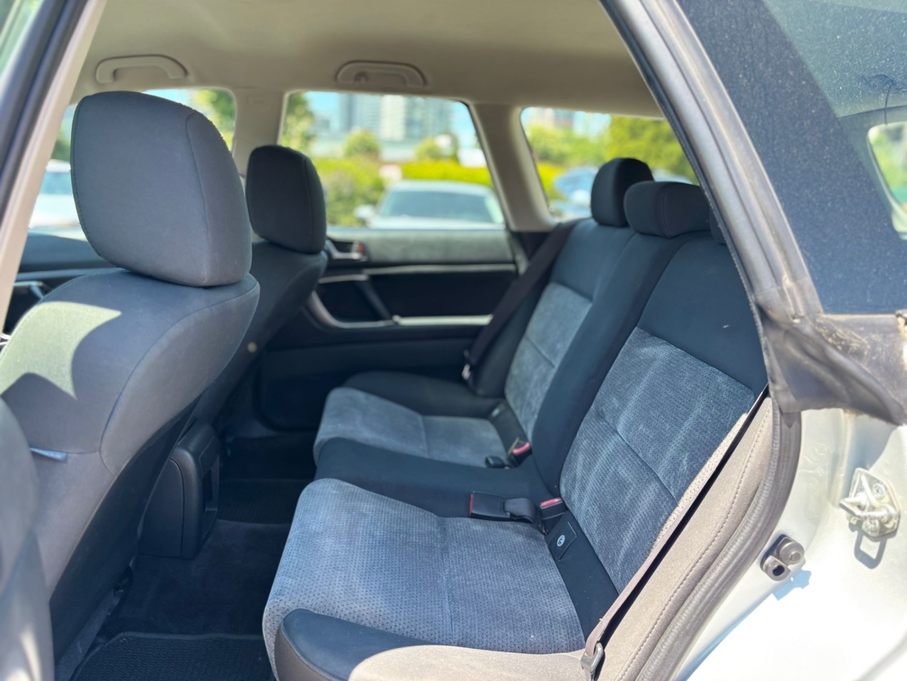 /canwestautoinc/2006-Subaru-Legacy-9389177306649152.jpg